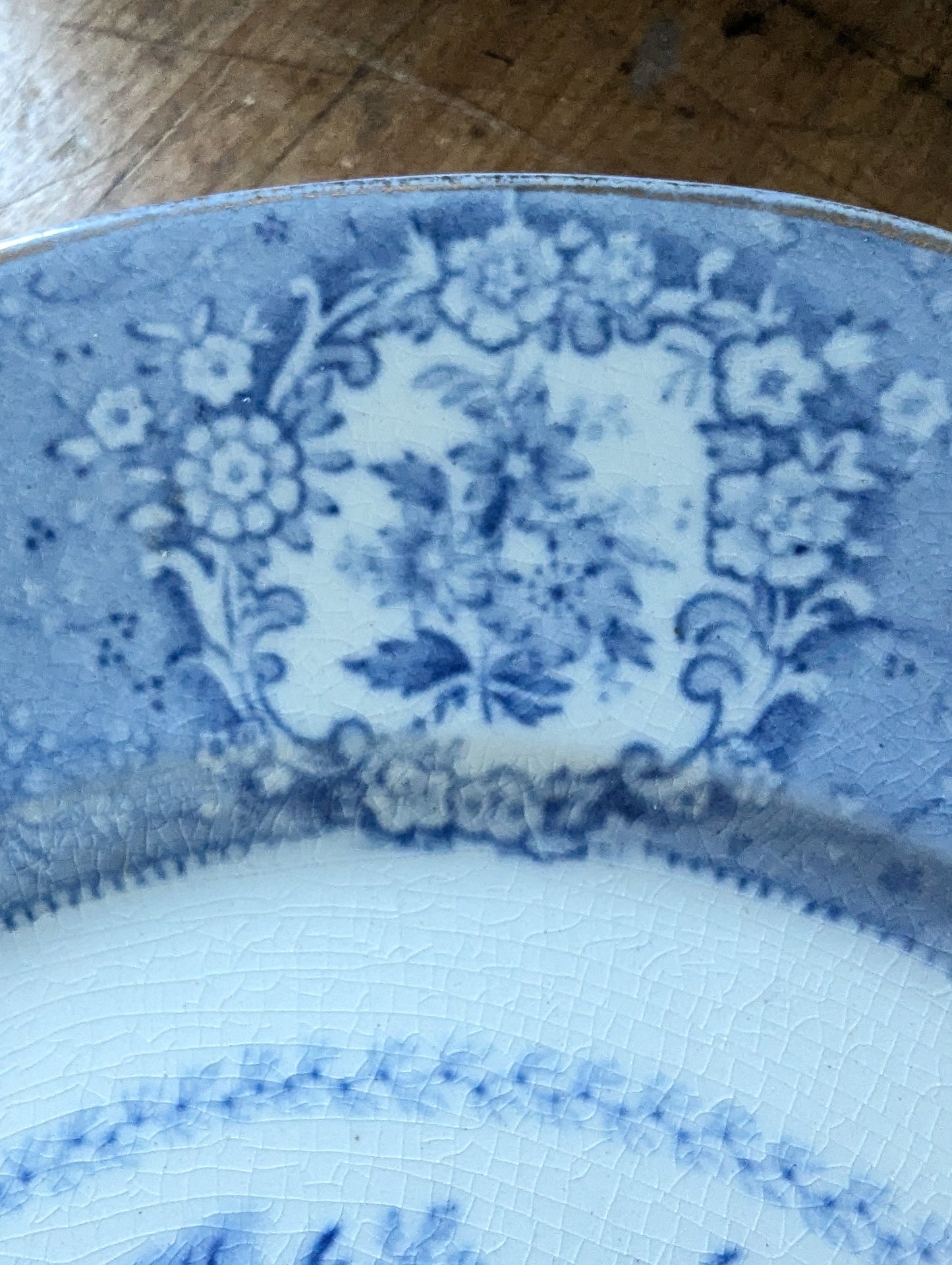 Pair of English transfer ware luncheon plates