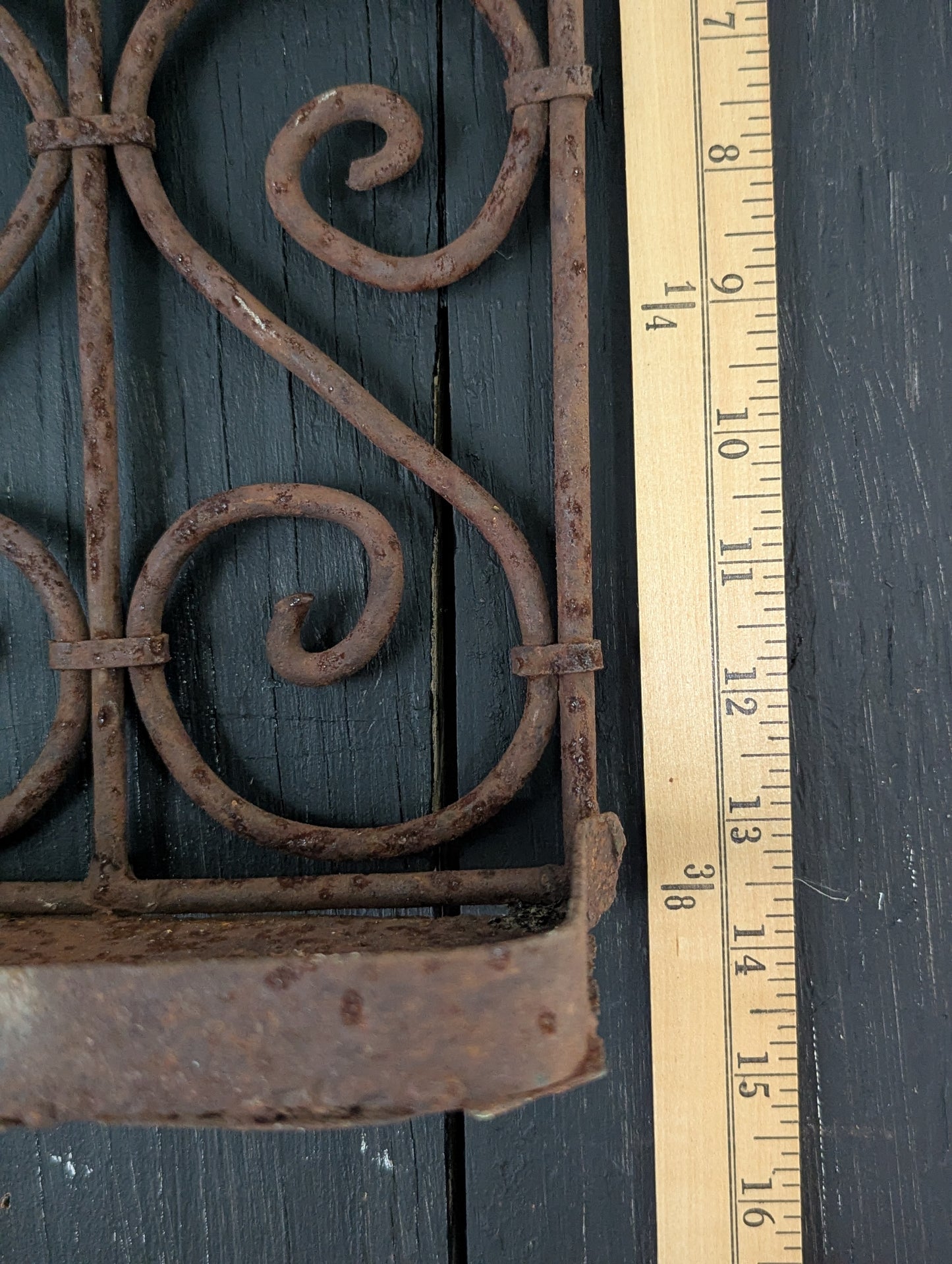 Garden shelf