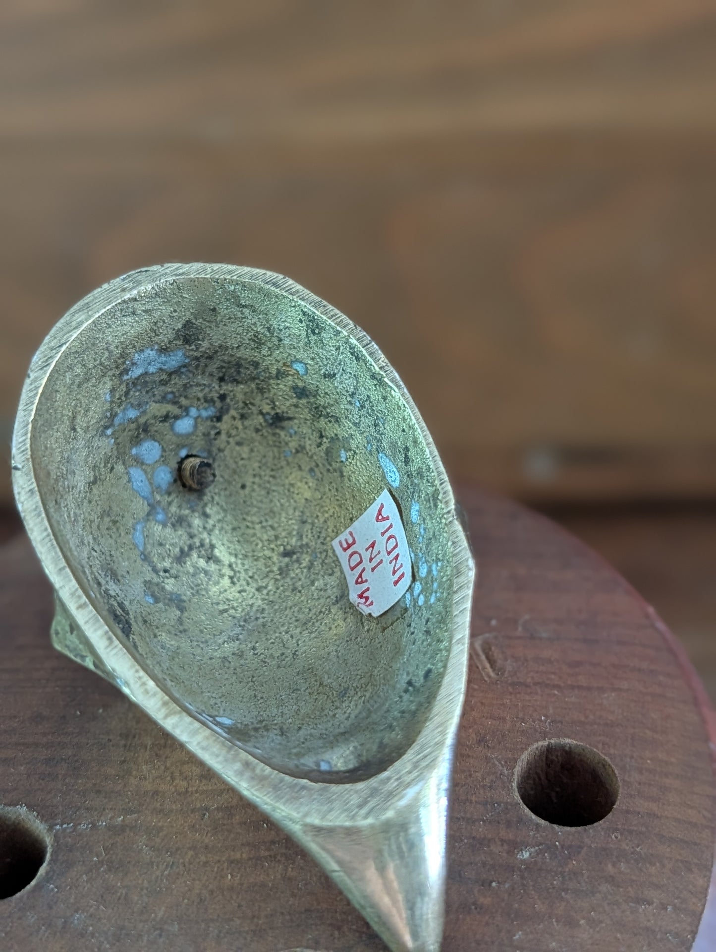 Brass mouse