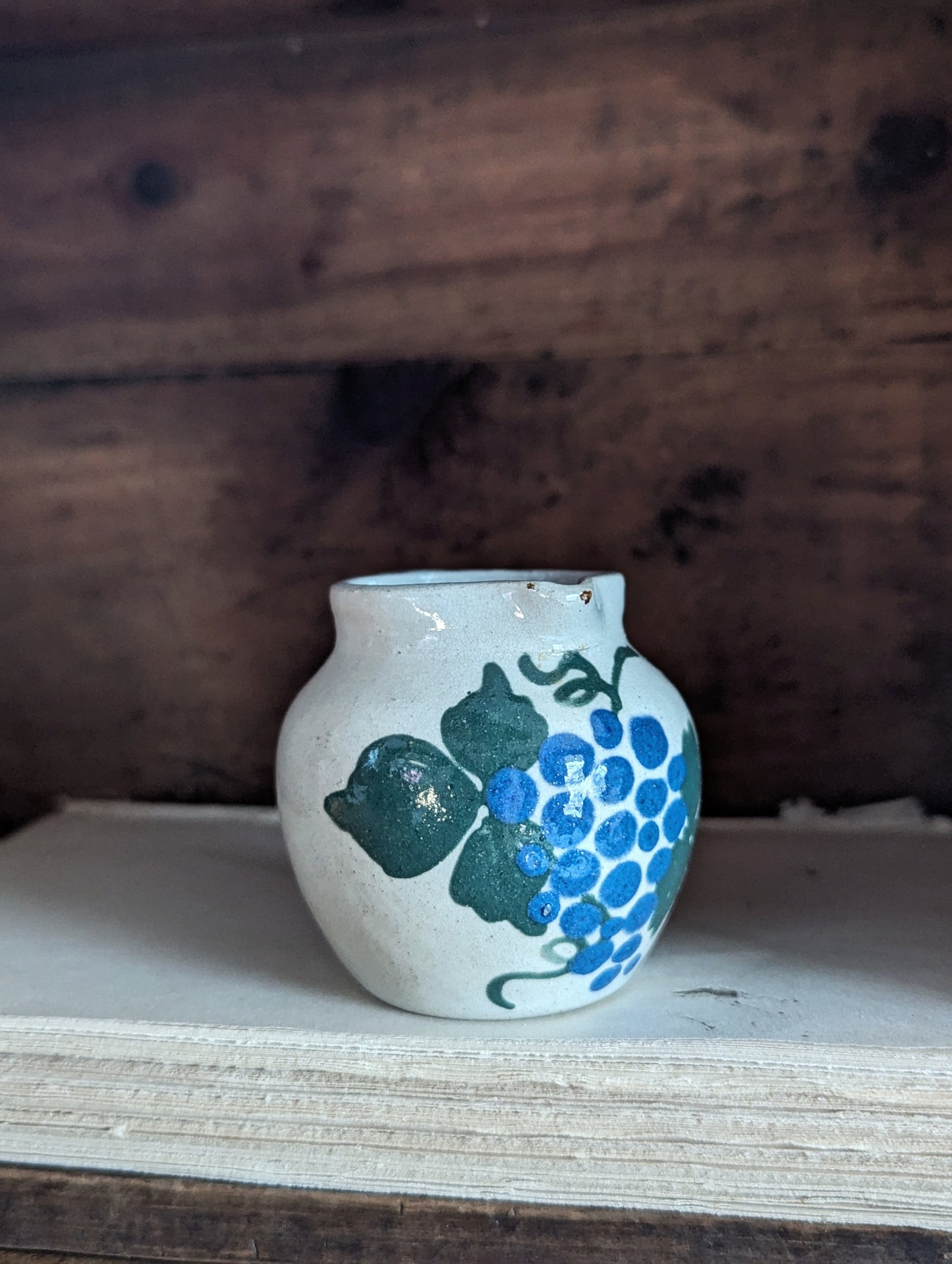 French miniature grapes creamer