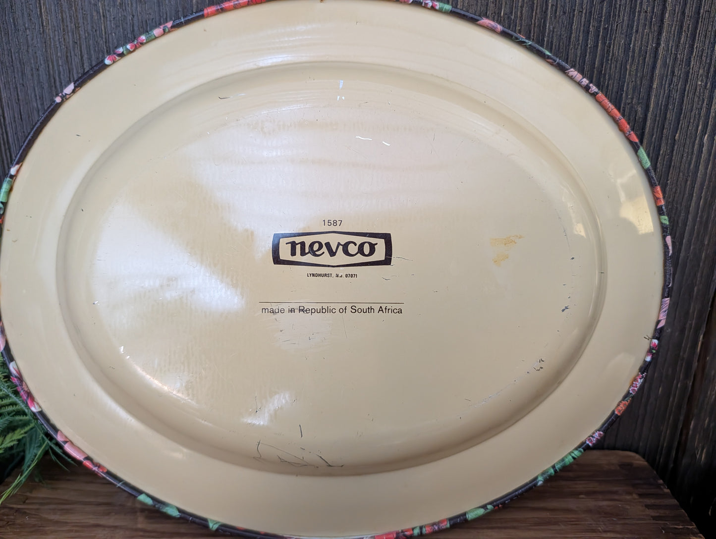 Tin/metal platter
