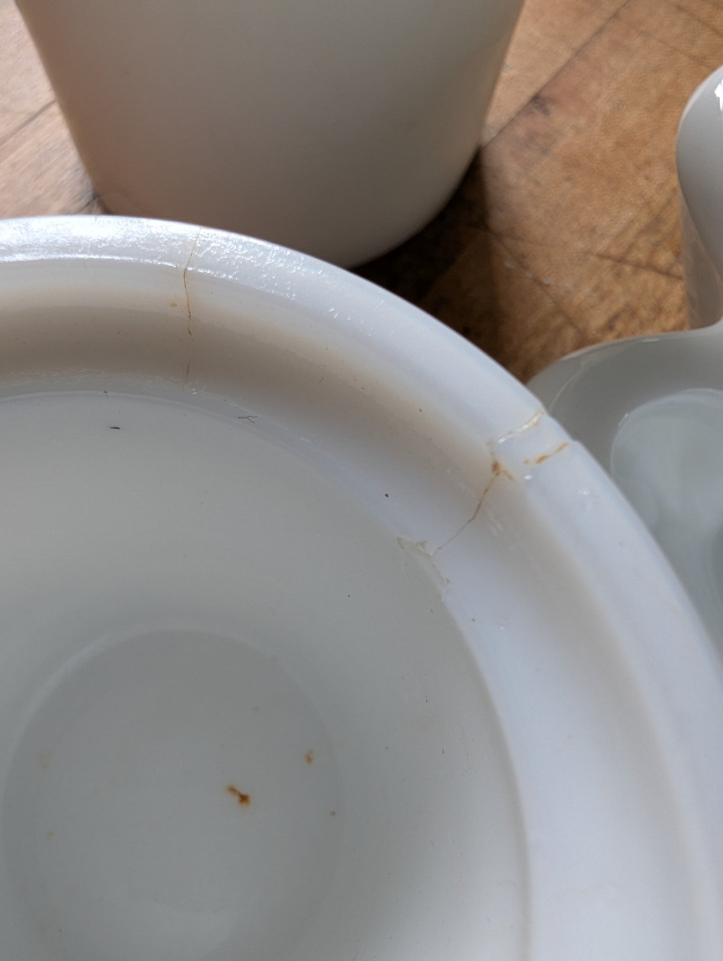 Milk glass collection of 3, clover, cheese crocks