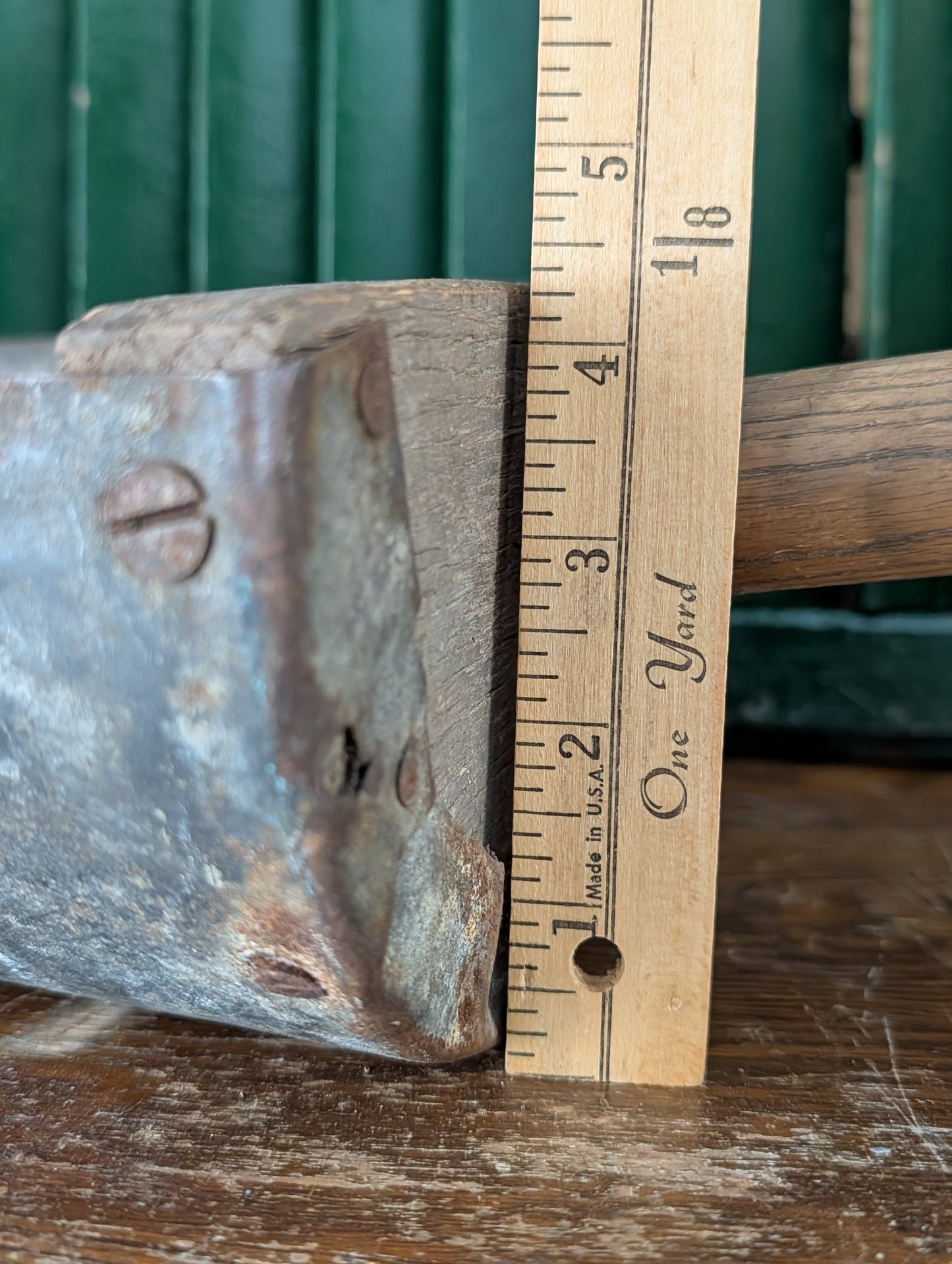 Farm grain scoop