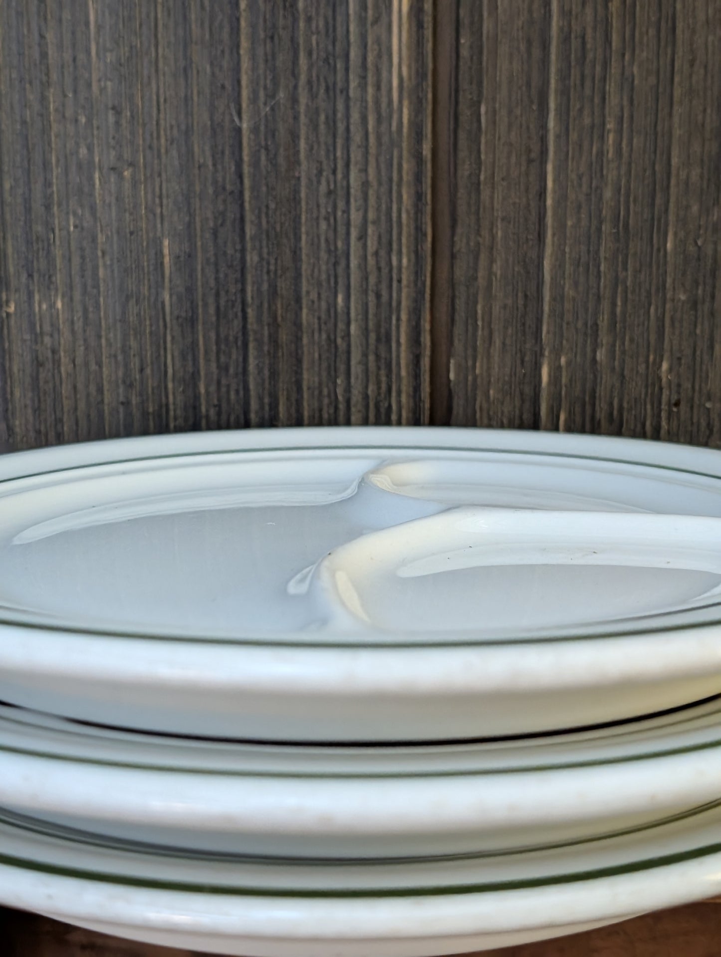Divided restaurant ware plates