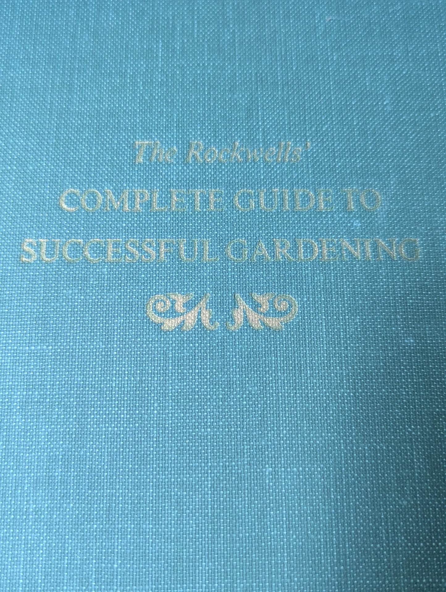 Set of 3 green garden books