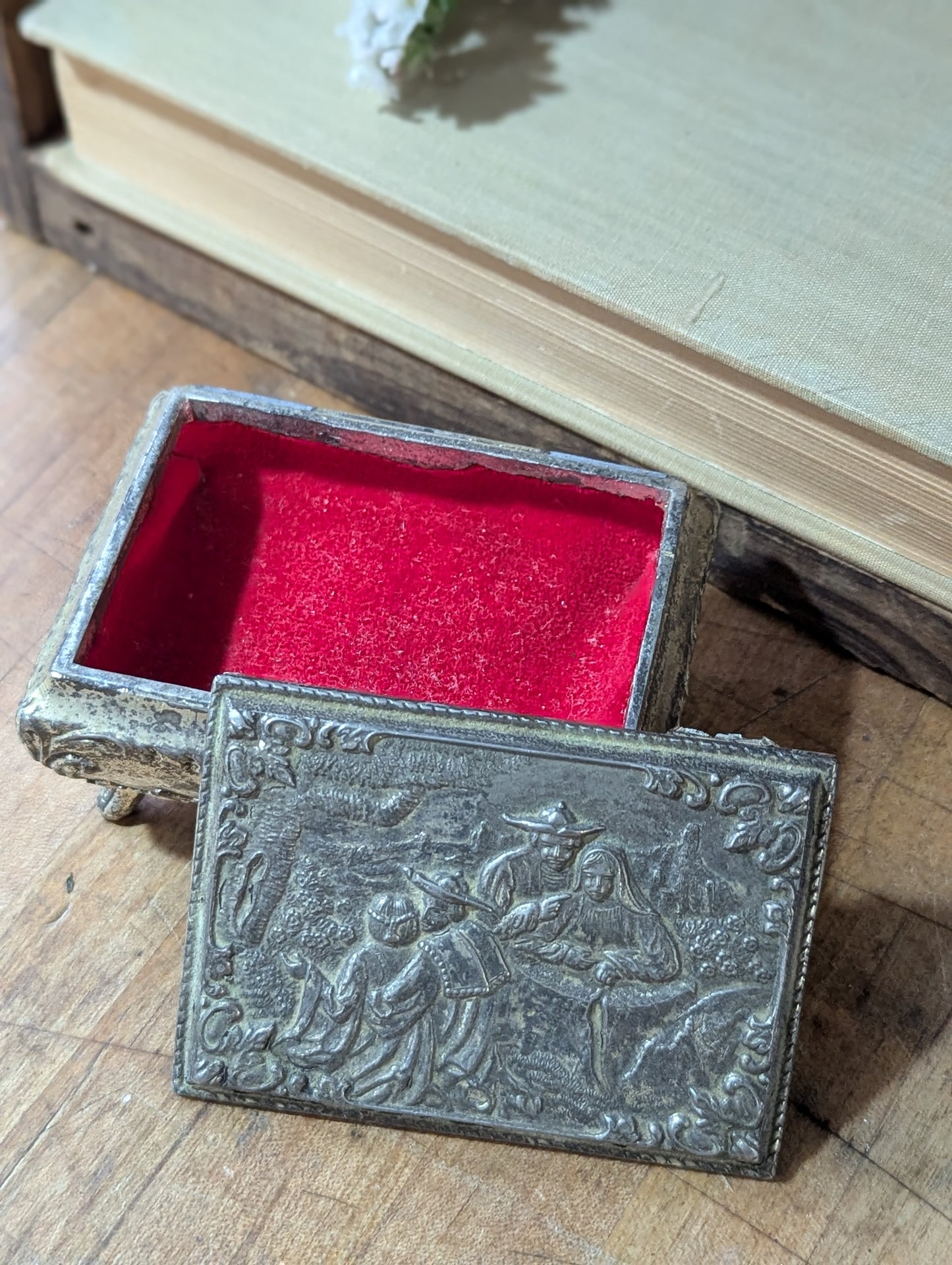 Japan jewelry casket