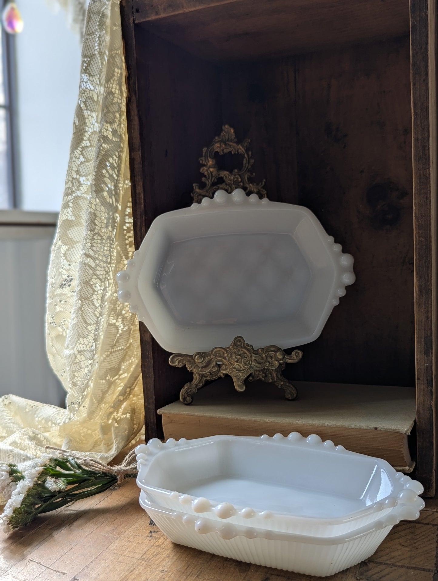 Set of 3 milk glass Anchor Hocking dishes