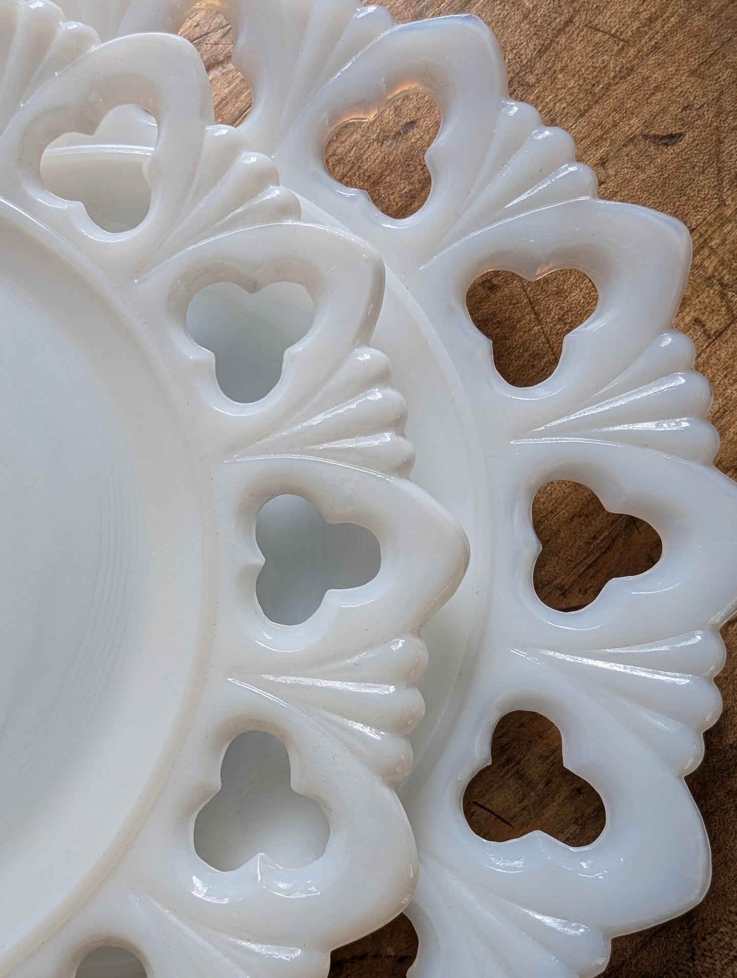 Milk glass collection of Five