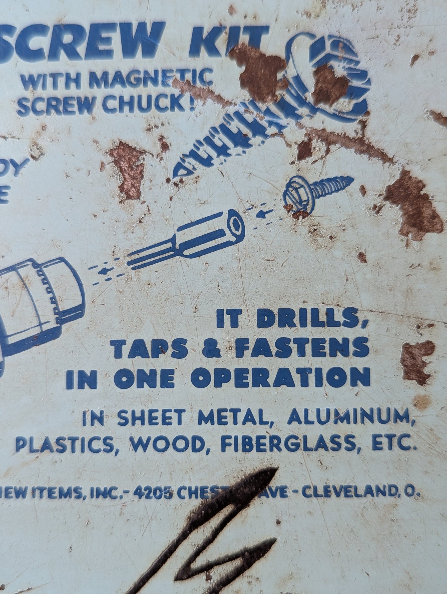 Magic Screw Kit metal box