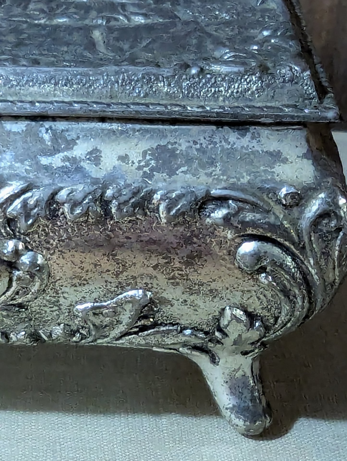 Japan jewelry casket