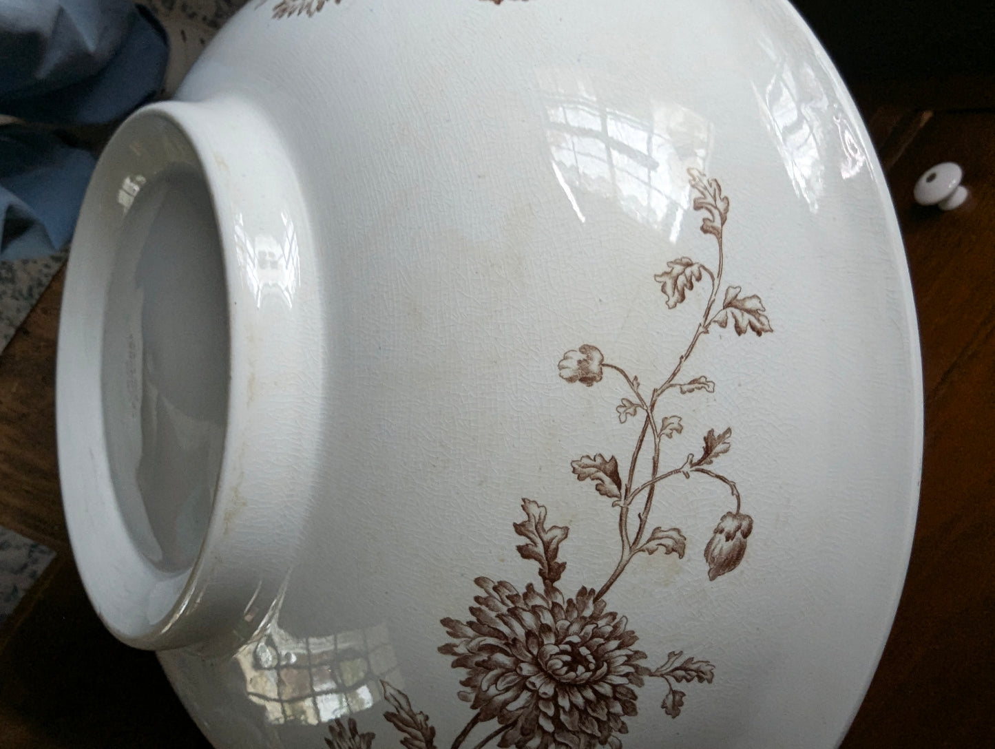 Brown English transferware pitcher and basin