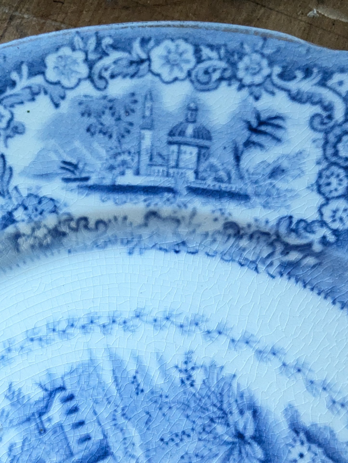 Pair of English transfer ware luncheon plates