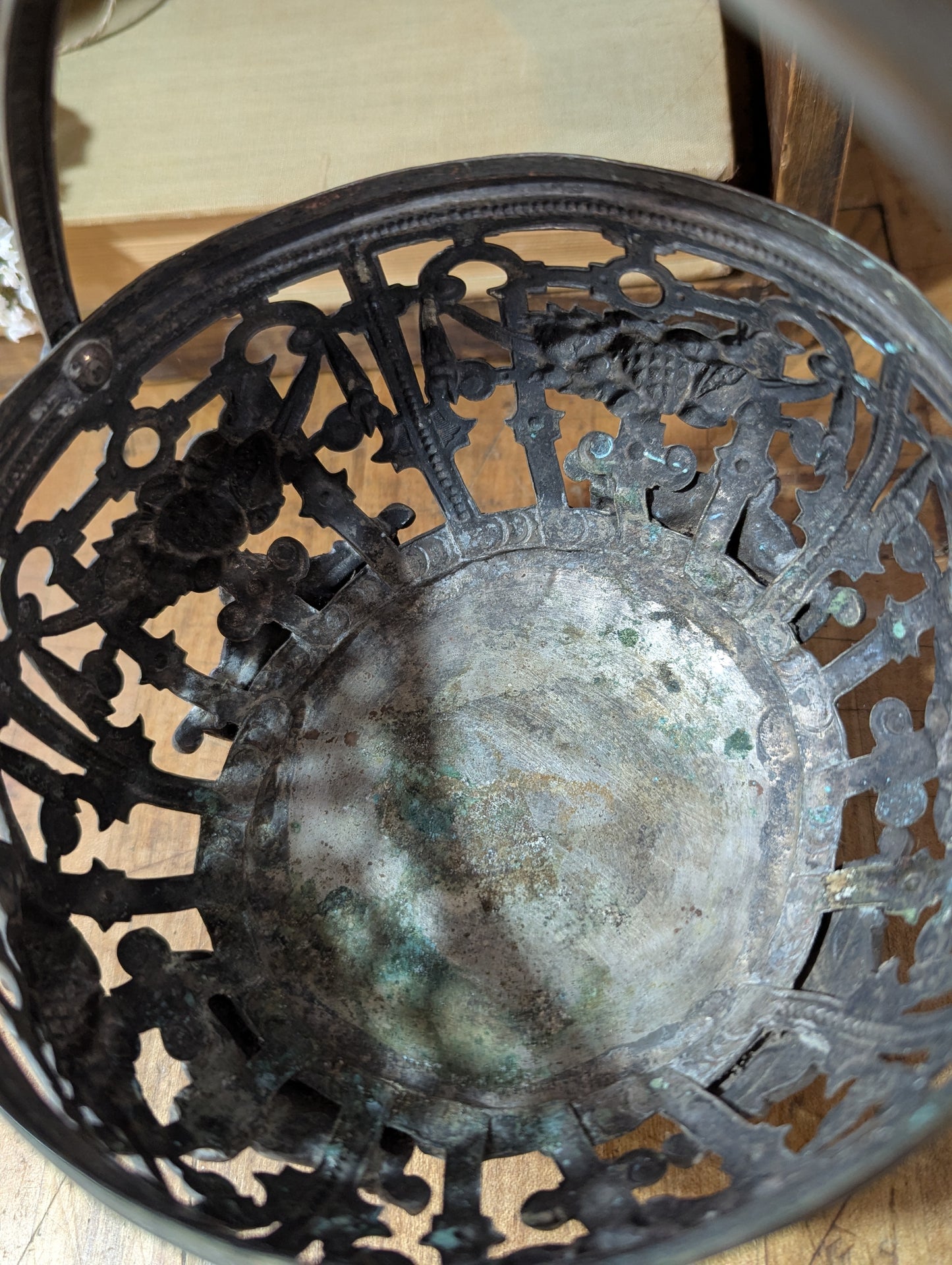 Handled metal basket