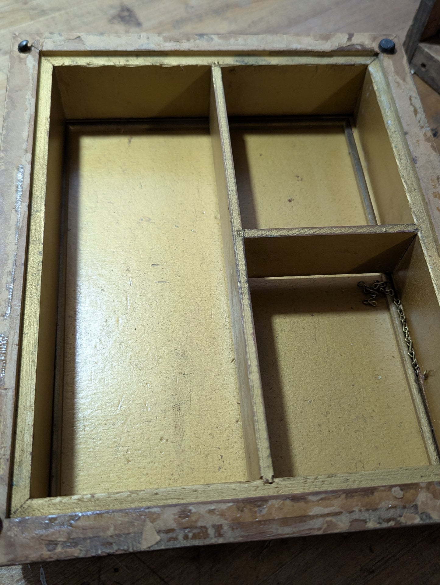 Floral hinged box