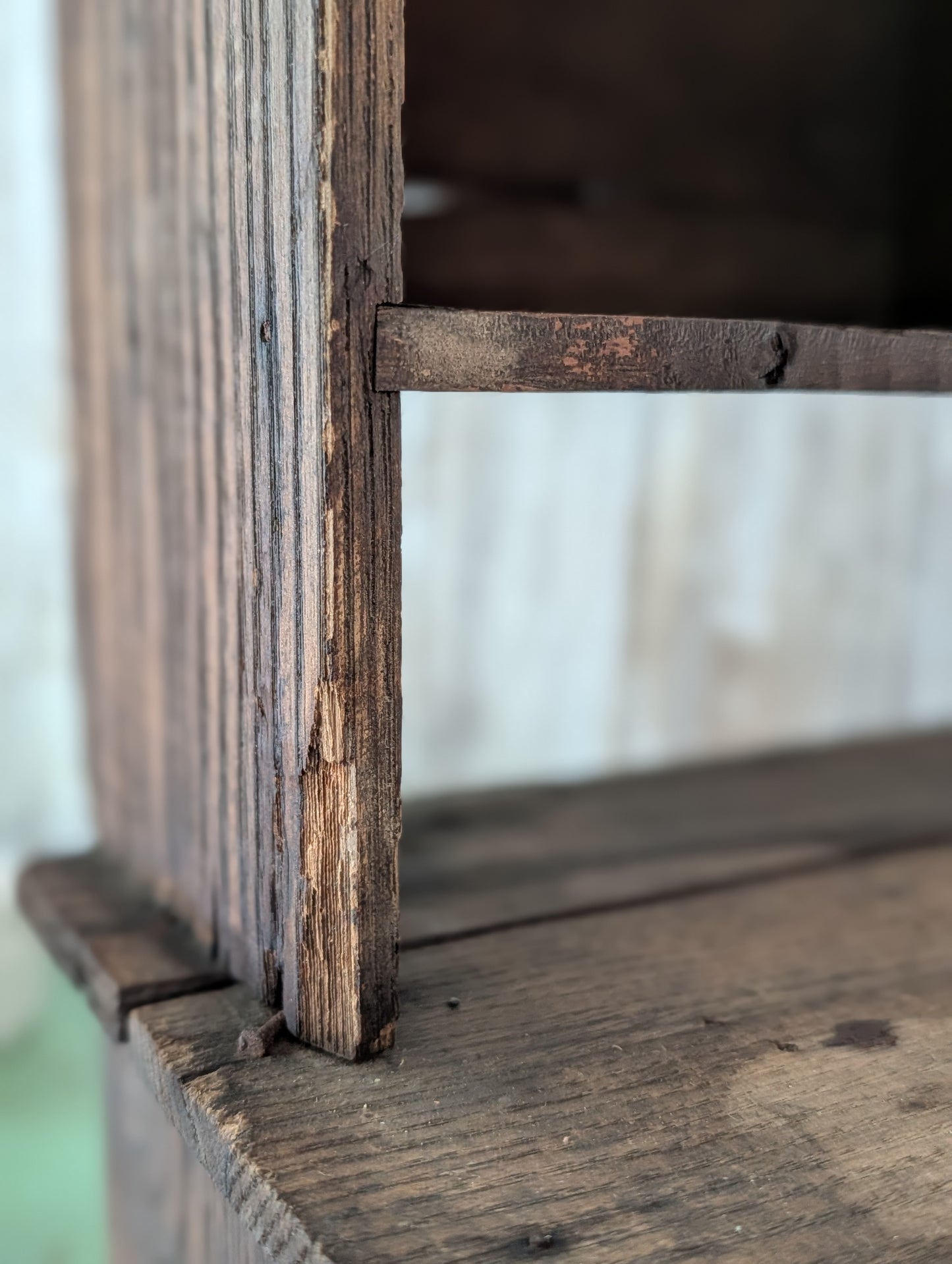 Child's doll hutch/cabinet