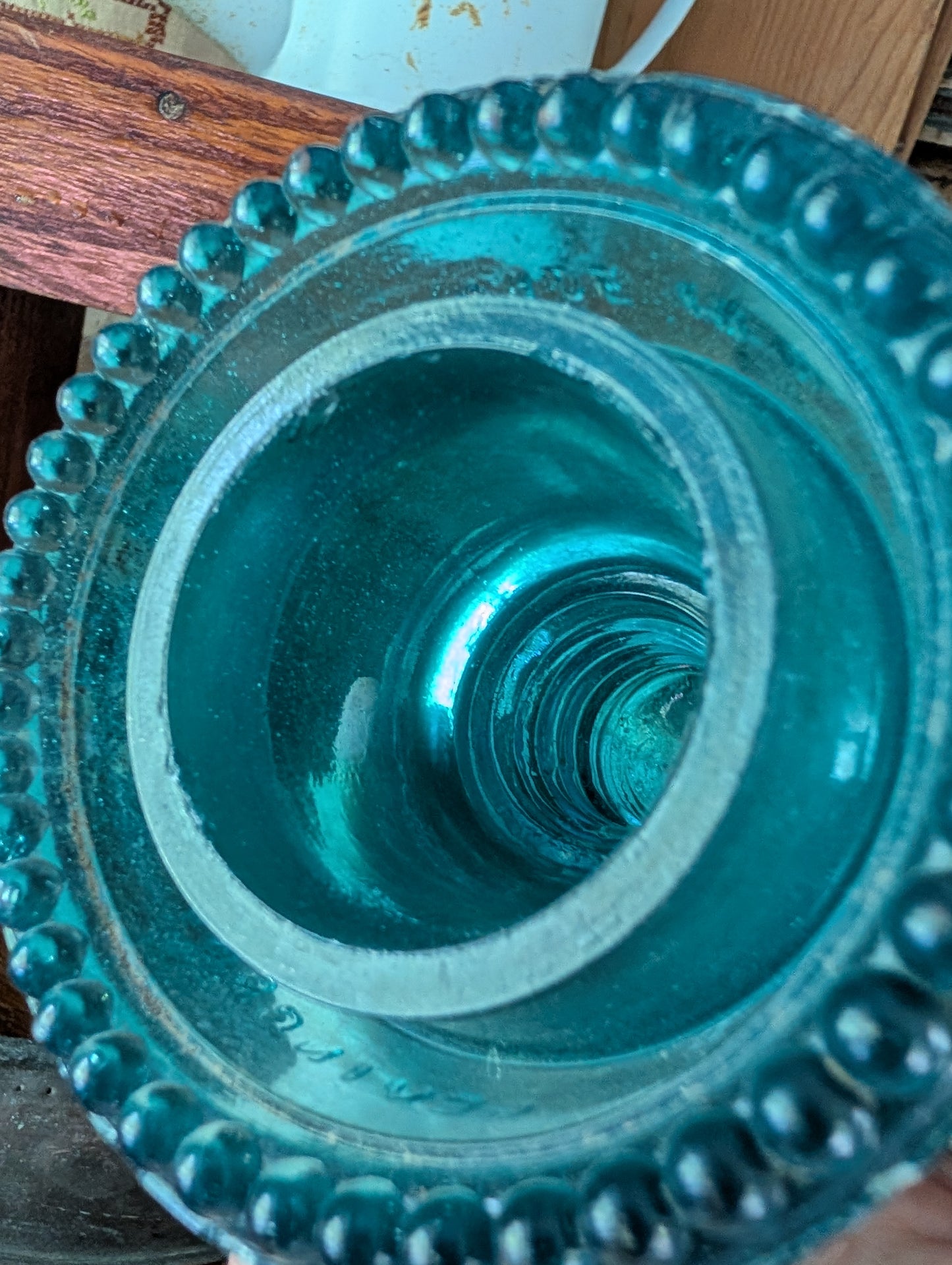 Hemingway insulator