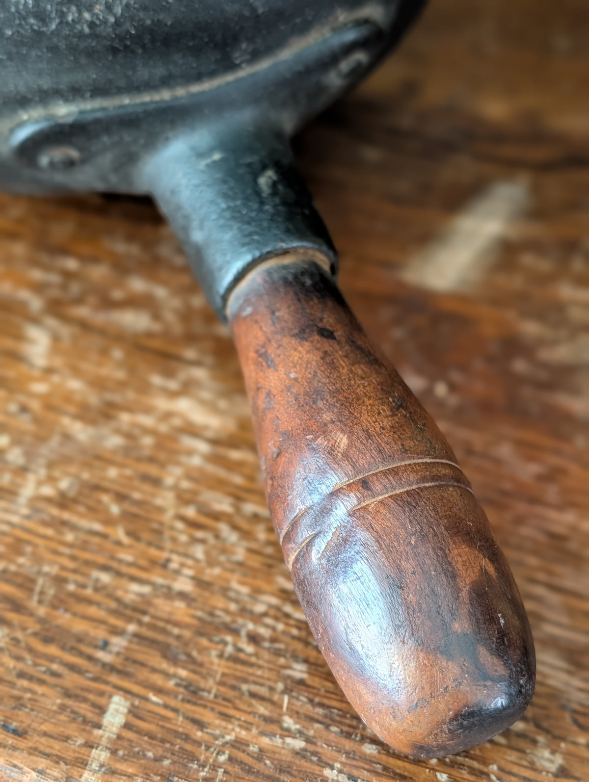 Grain scoop