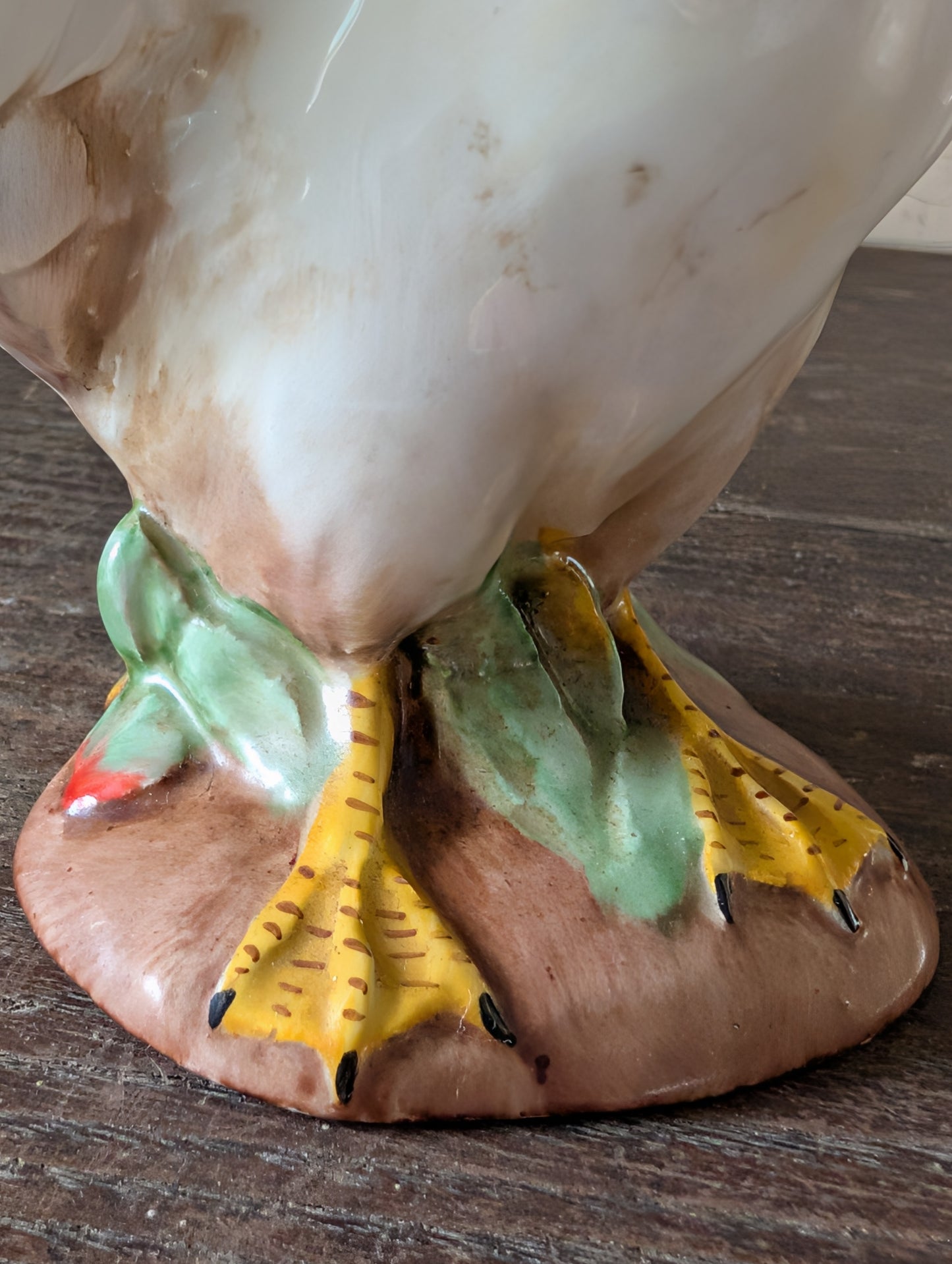 Goose fingurine