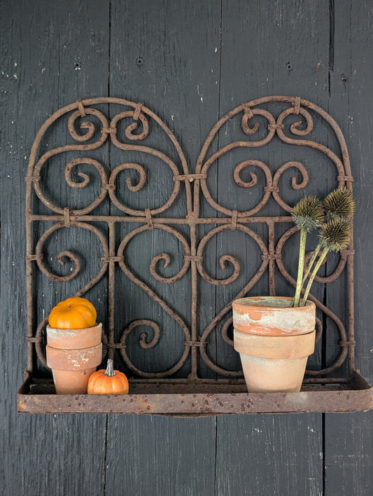 Garden shelf
