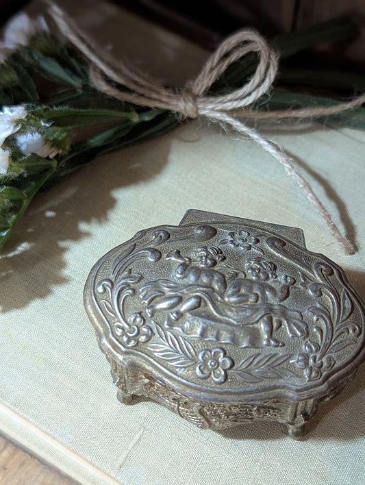Japan jewelry casket