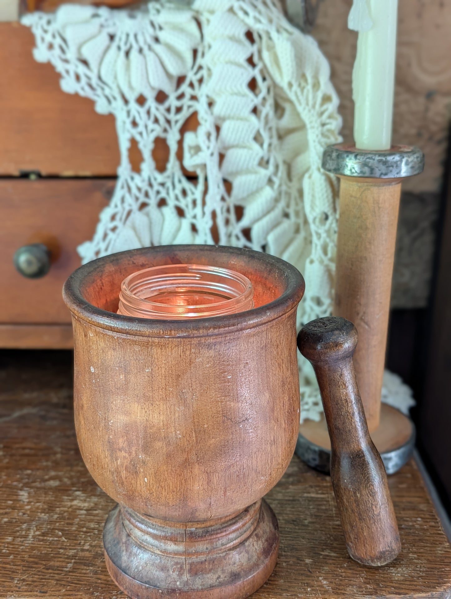 Wood mortar and pestle