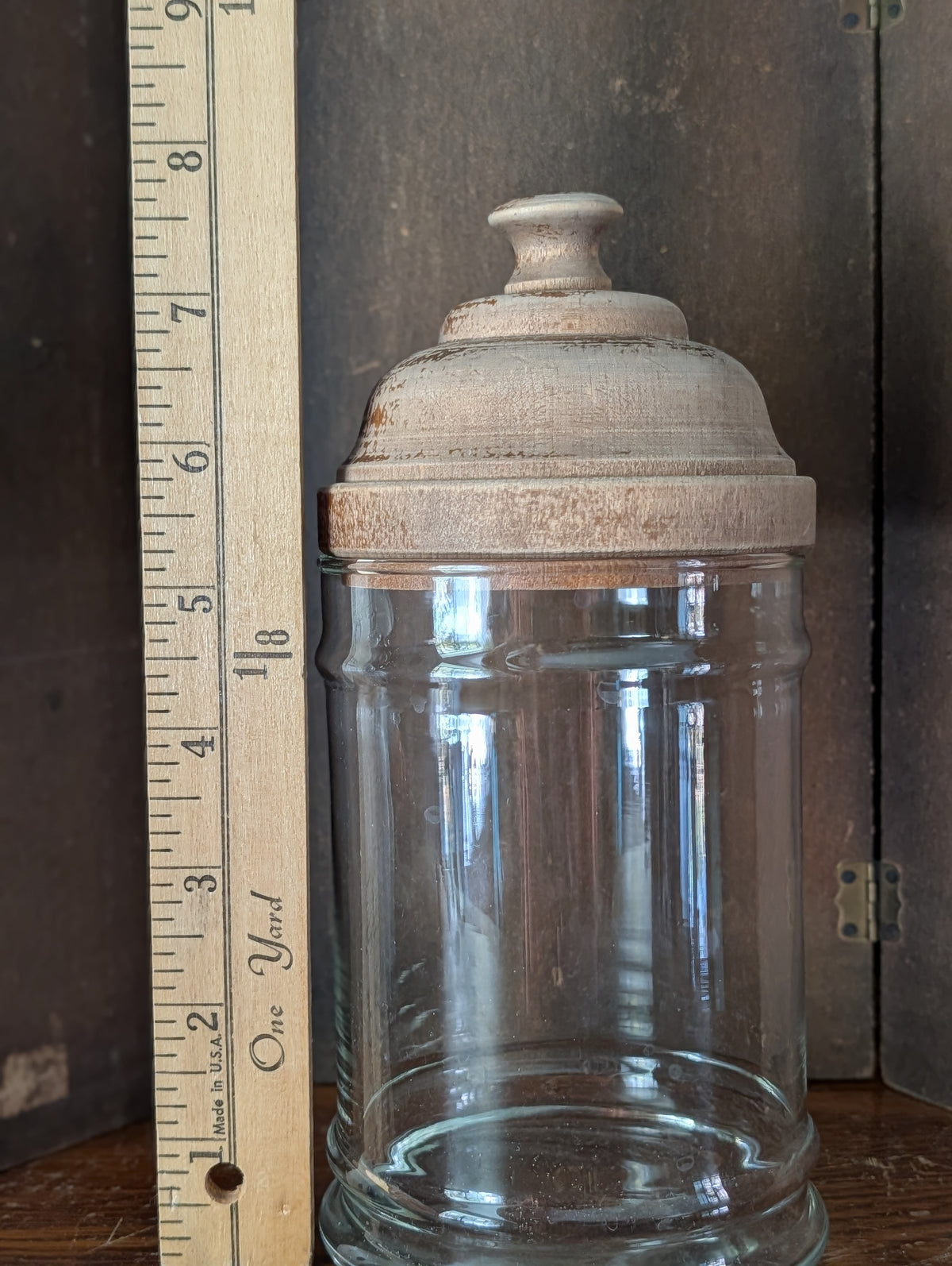 Apothecary jar