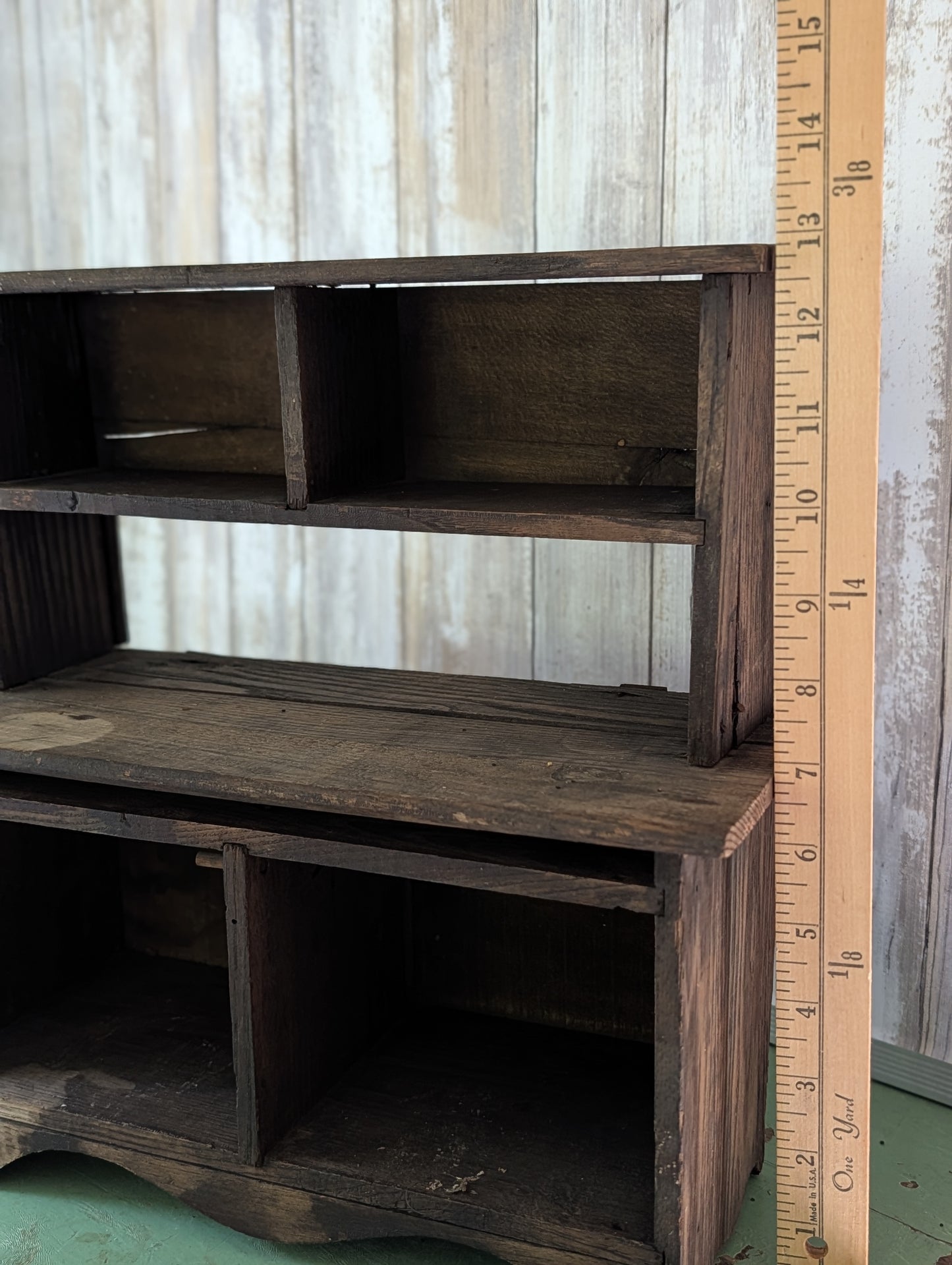 Child's doll hutch/cabinet