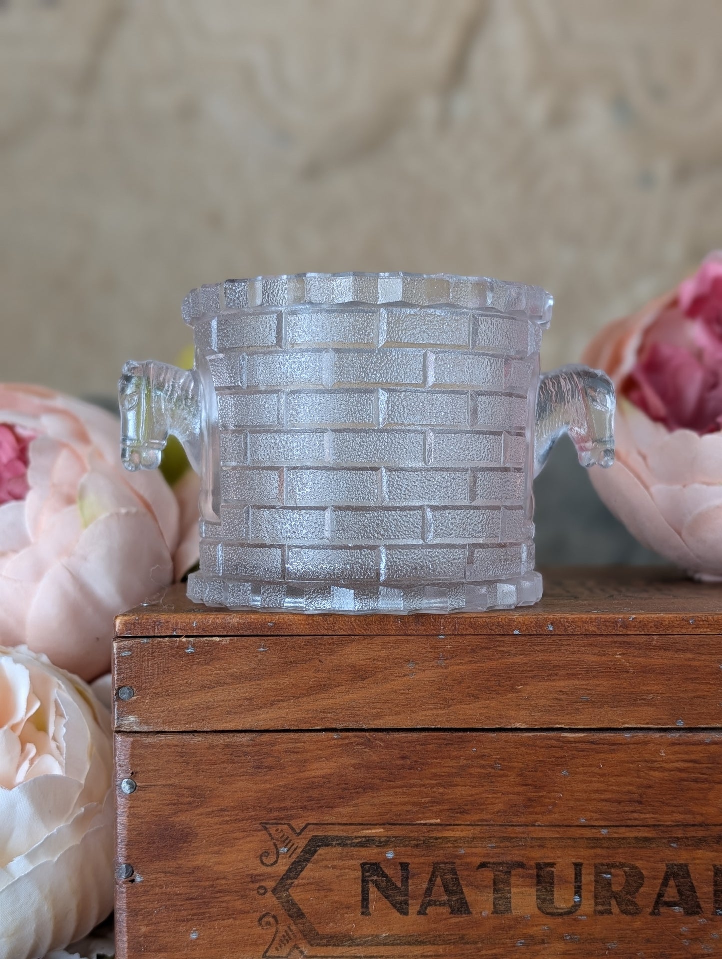 Horse glass dish