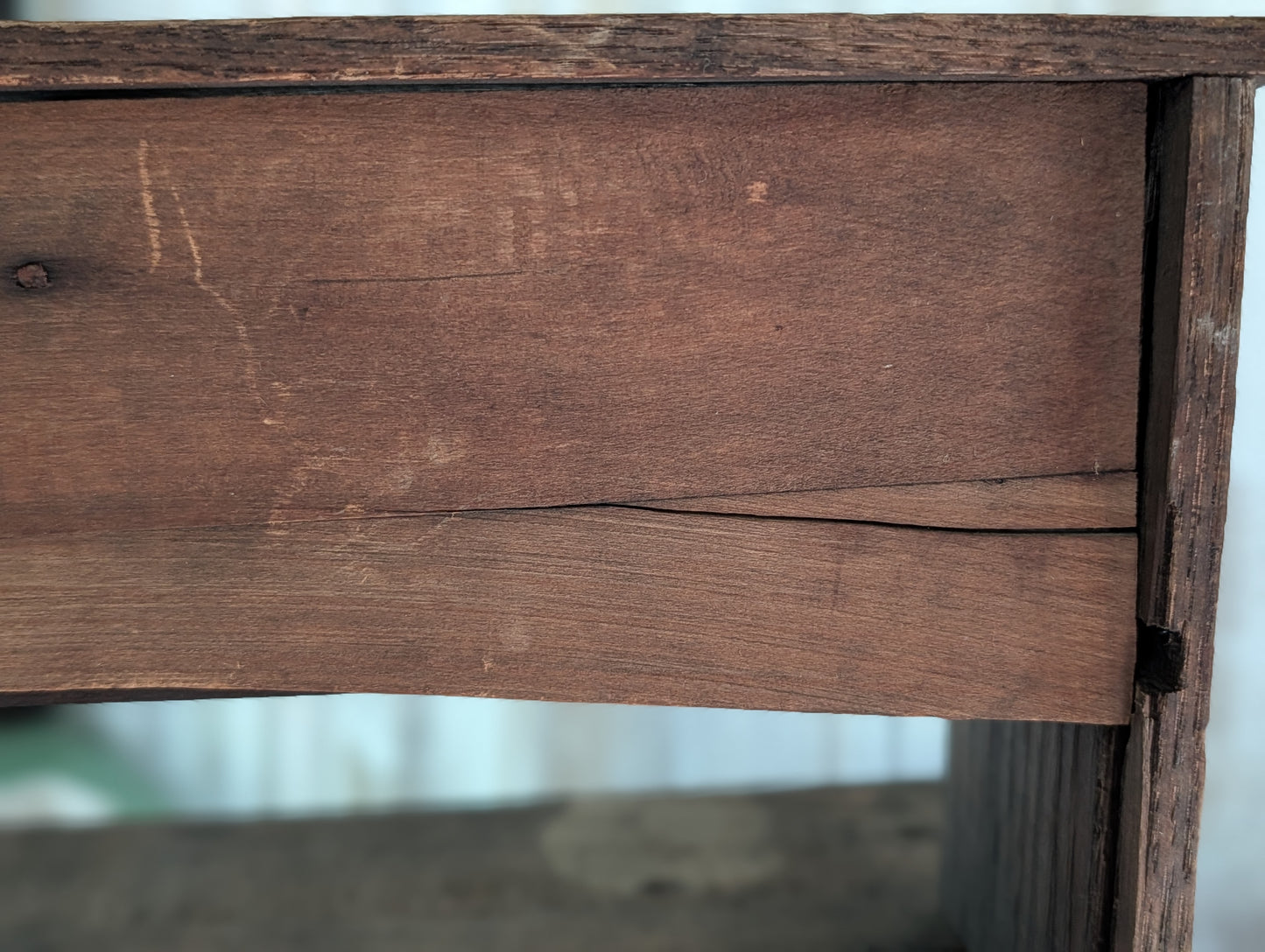Child's doll hutch/cabinet