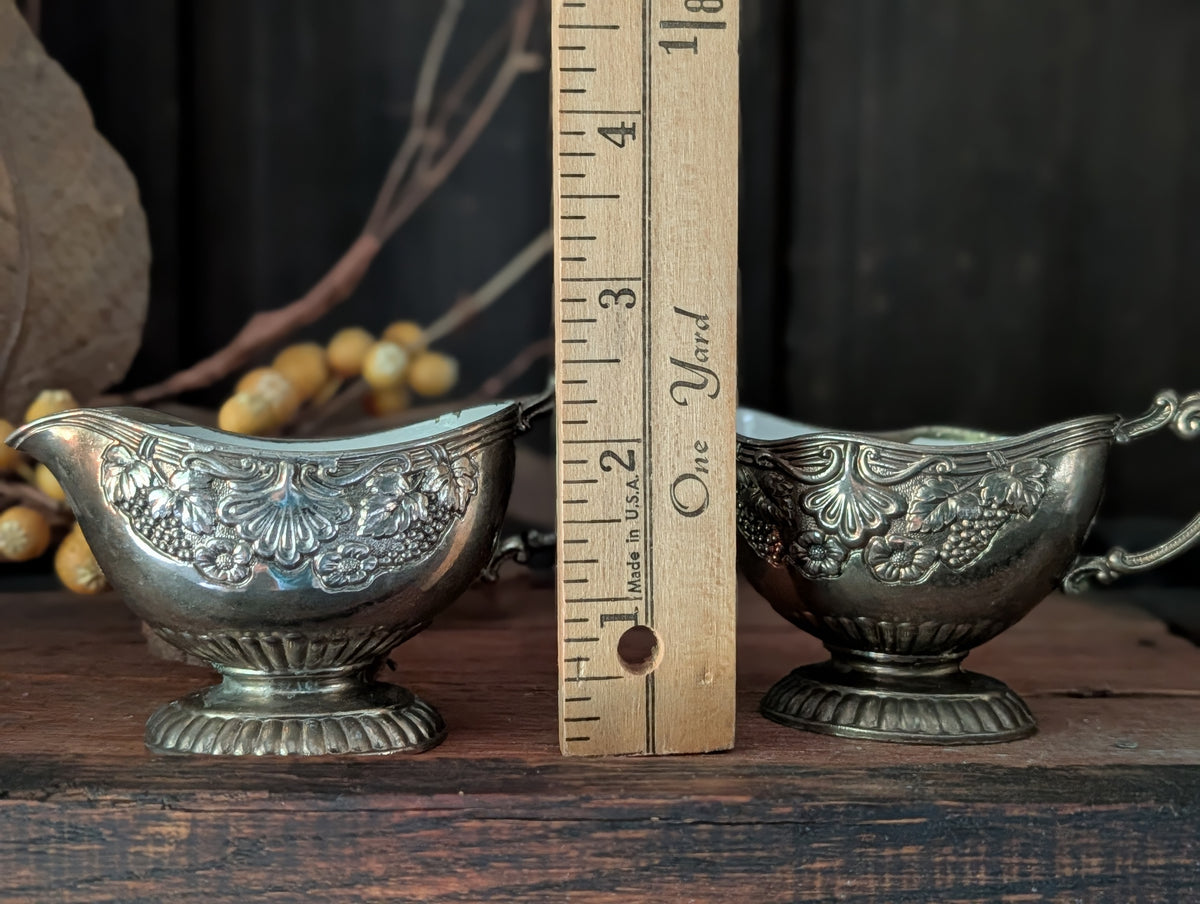 Creamer and sugar dish
