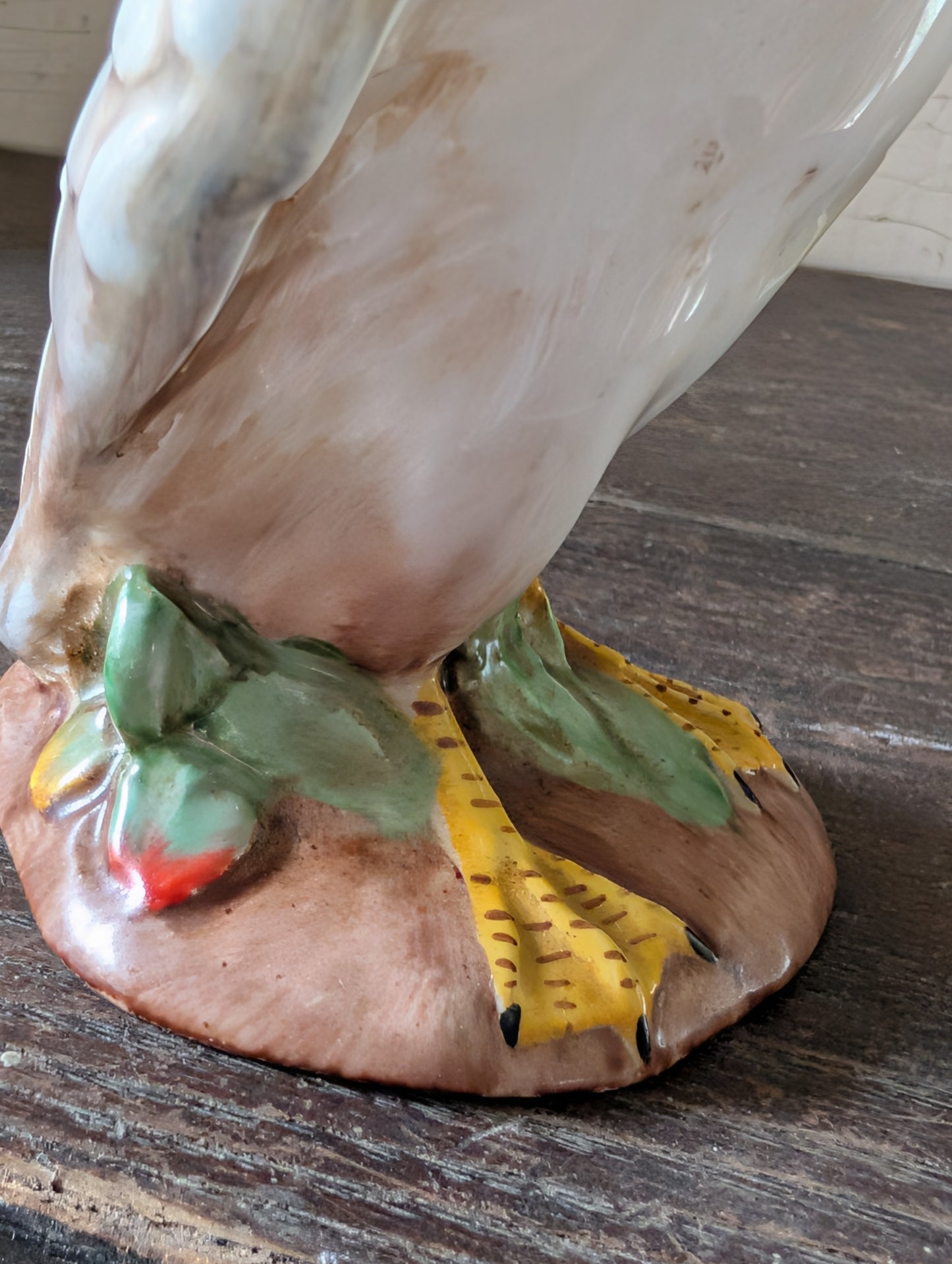 Goose fingurine