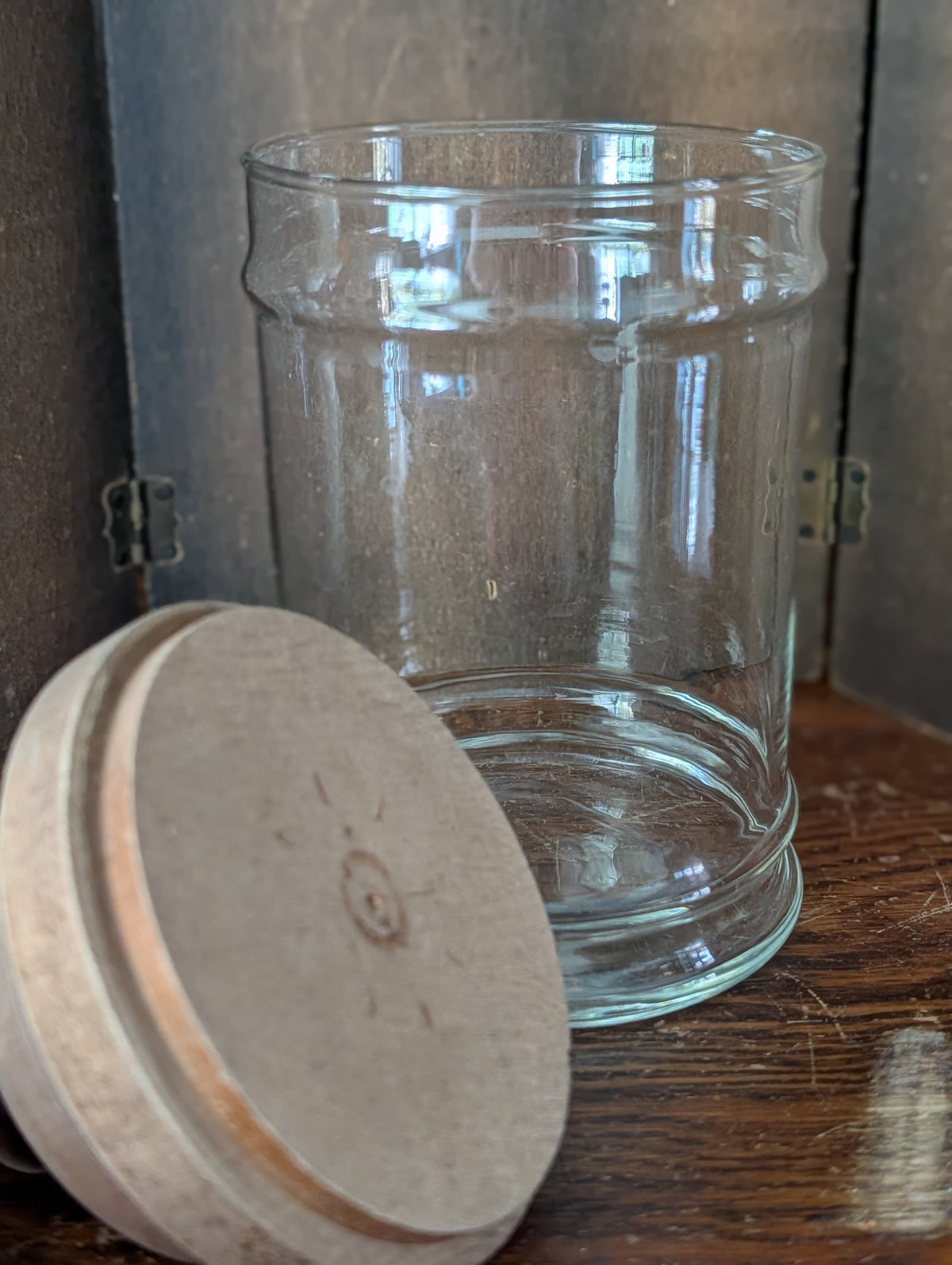 Apothecary jar