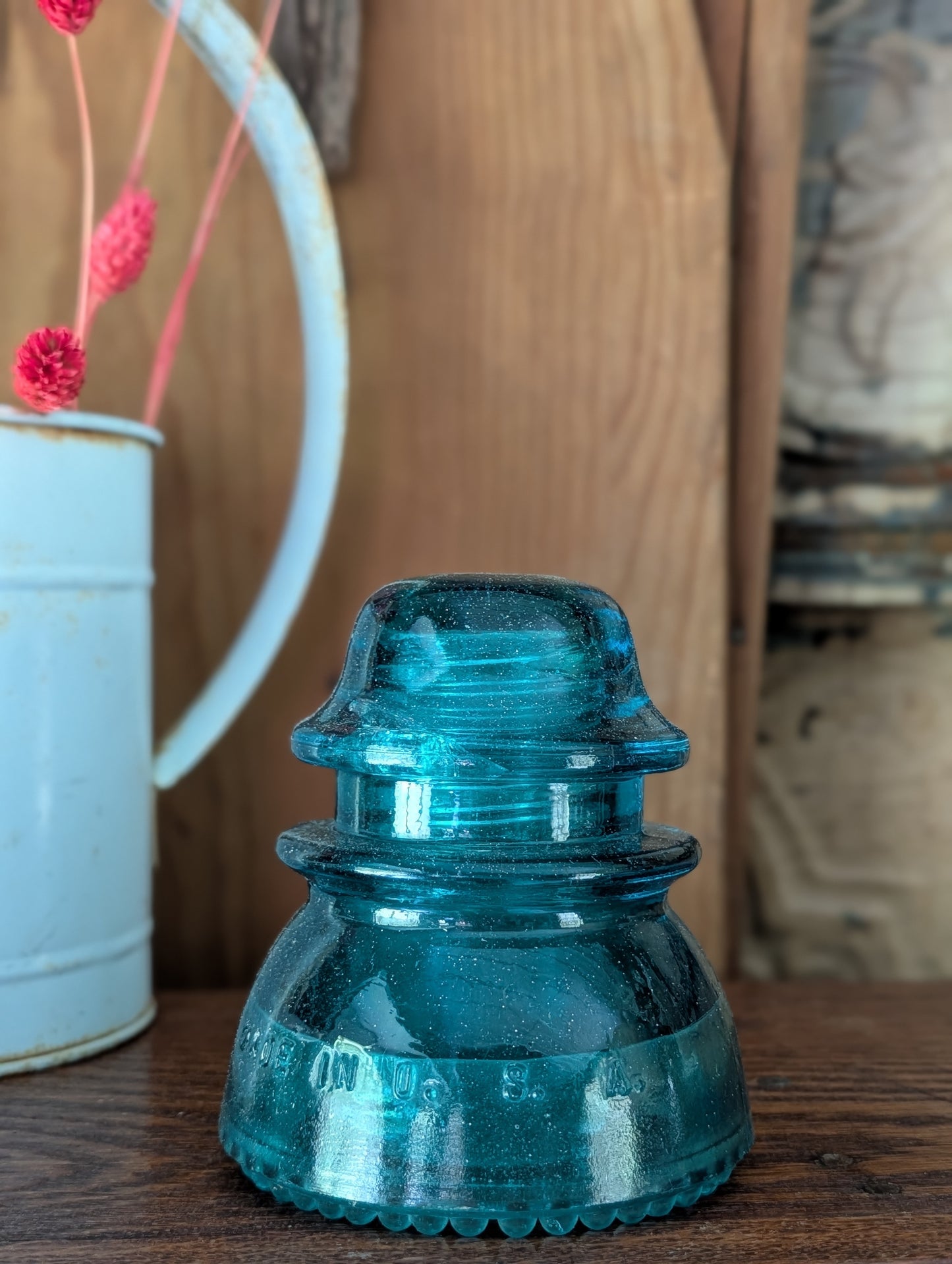 Hemingway insulator