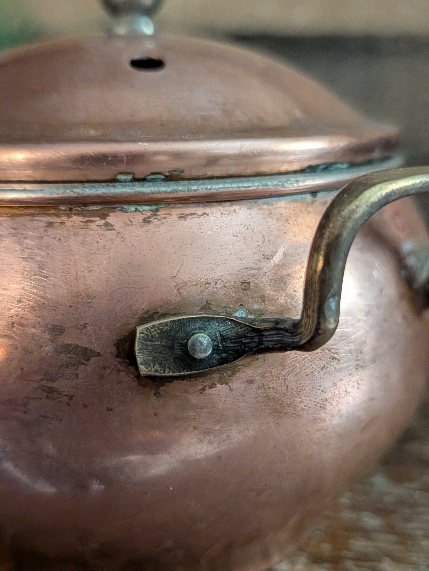 Copper simmer pot