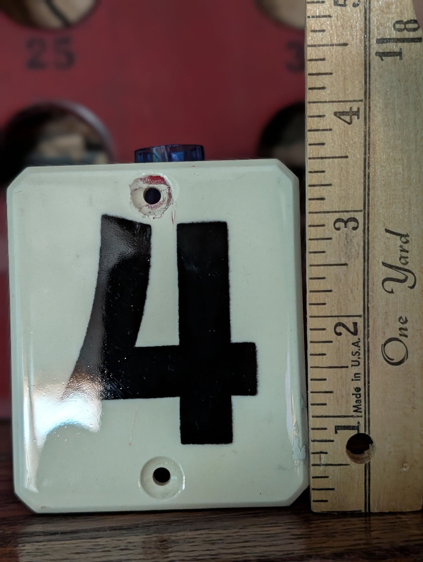 Number 4 tile