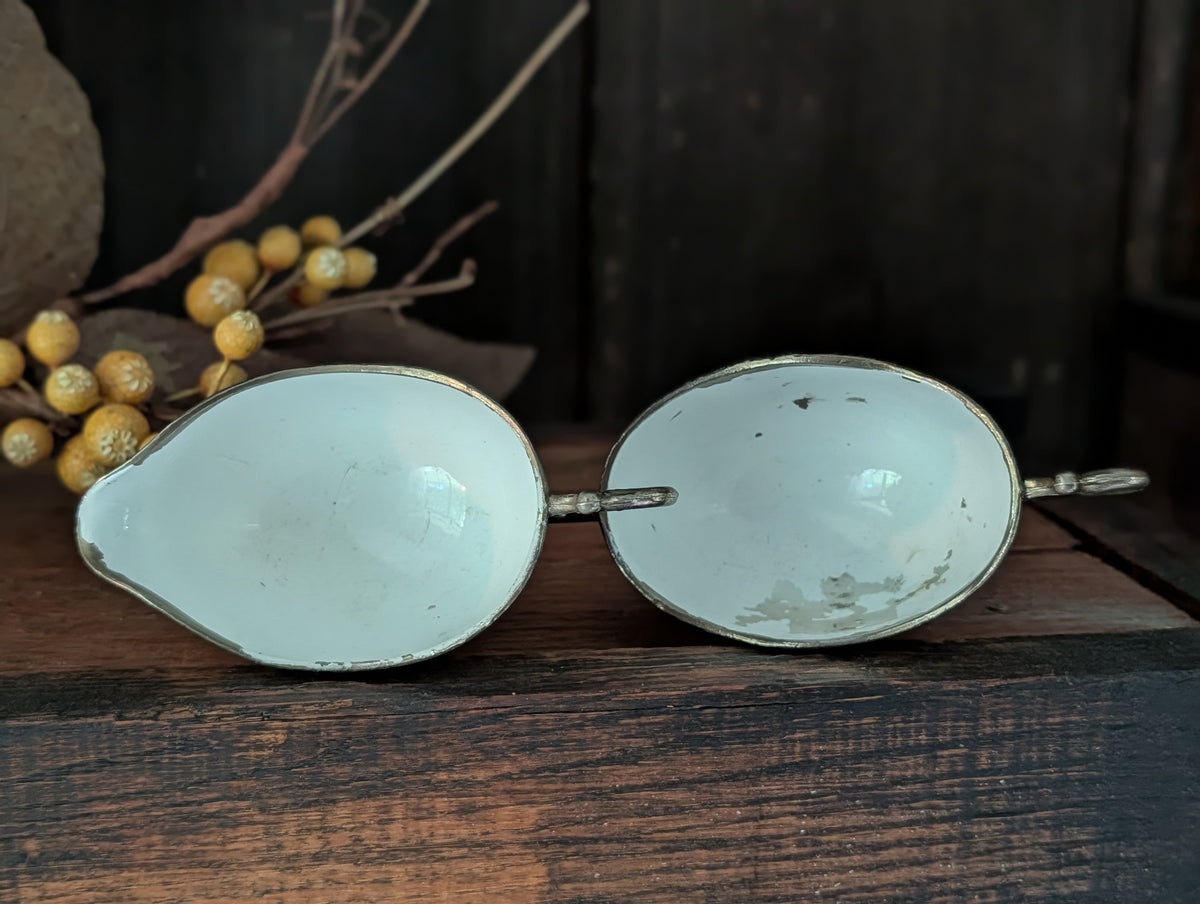 Creamer and sugar dish