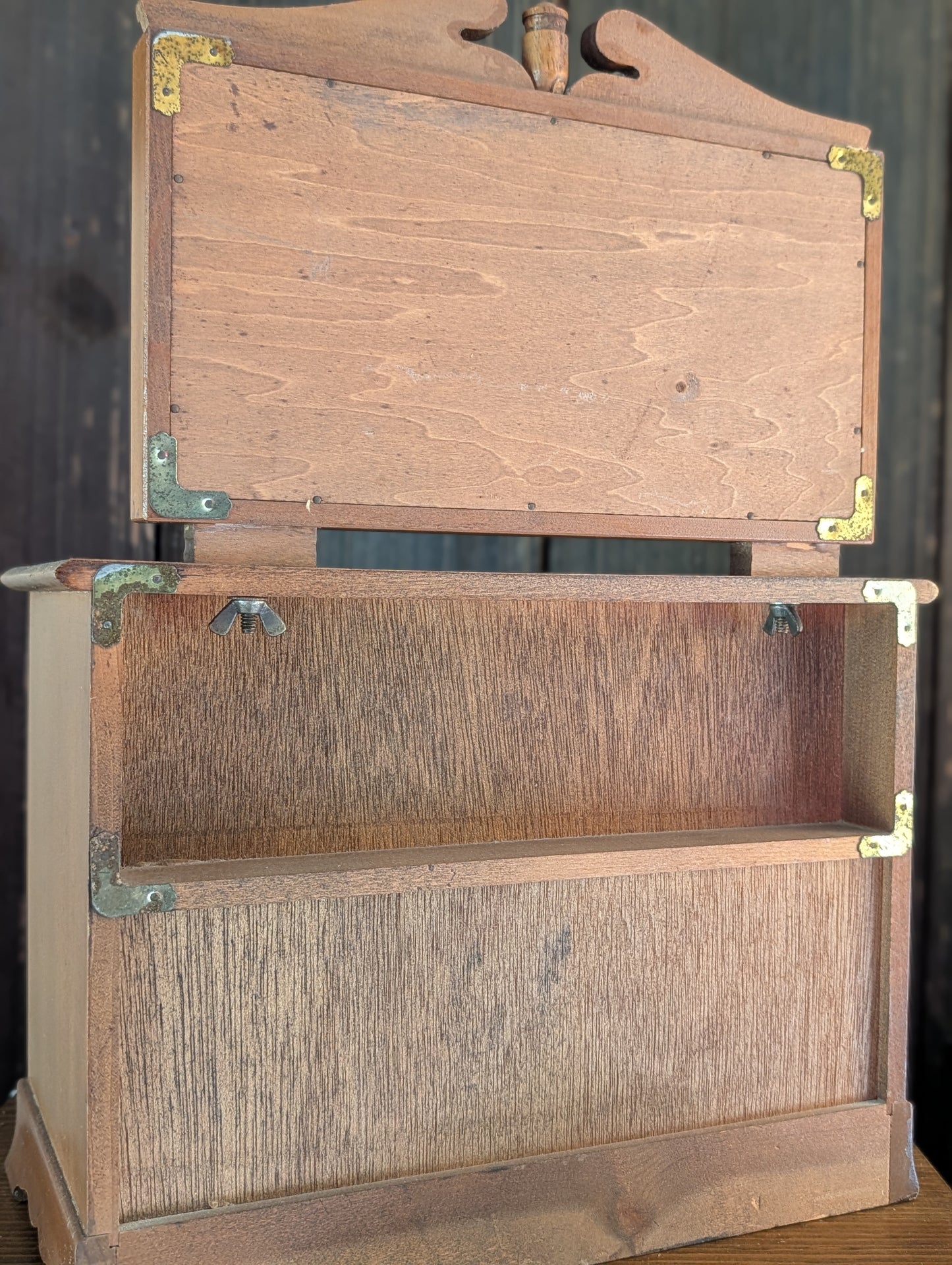Jewelry chest of drawers