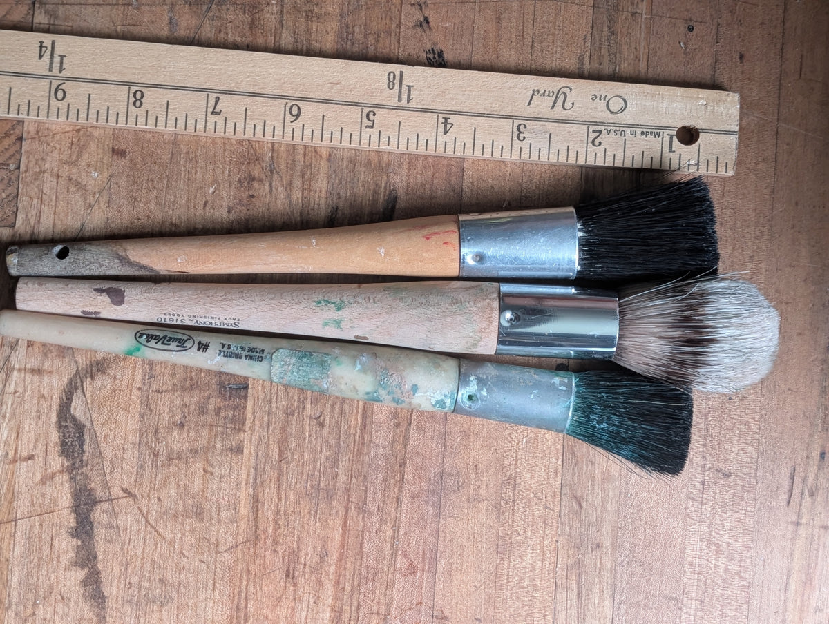 Artist brushes