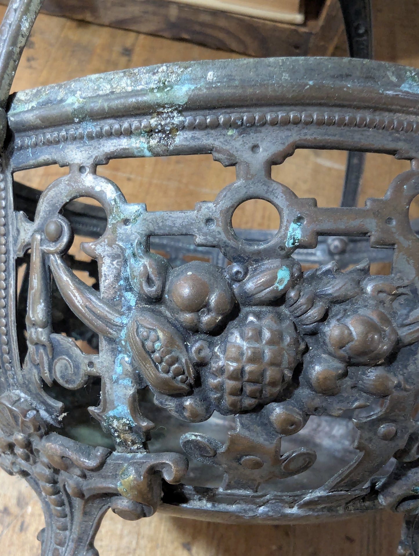 Handled metal basket