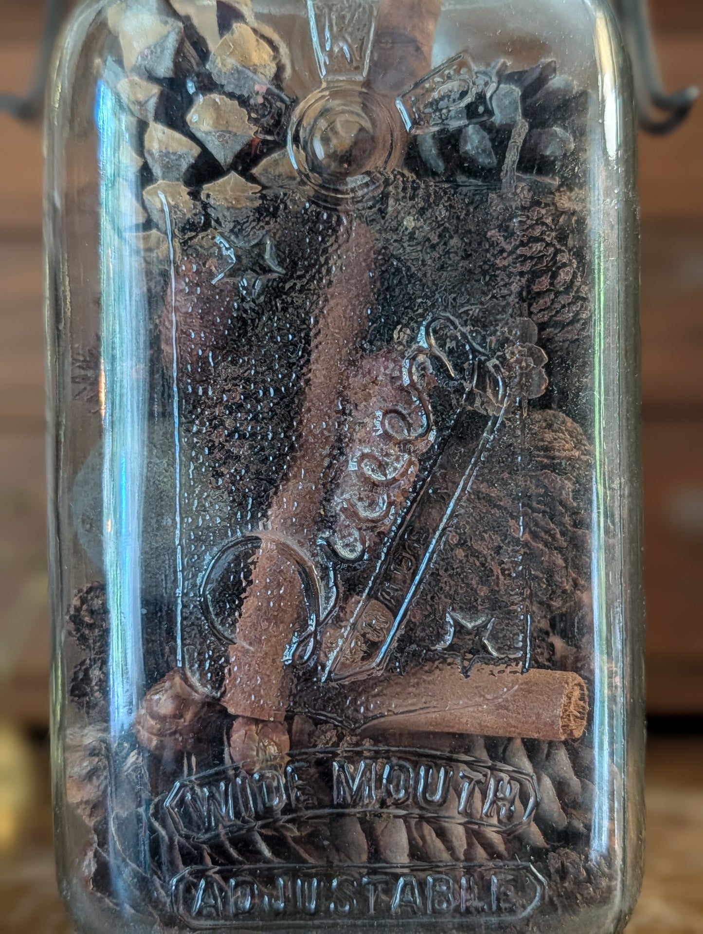 Queen canning jar
