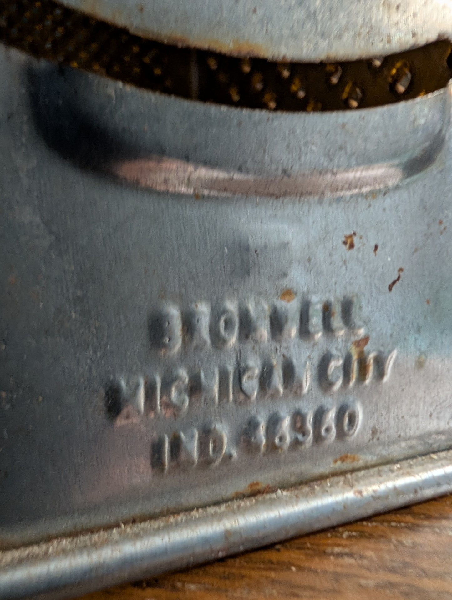 Metal grater