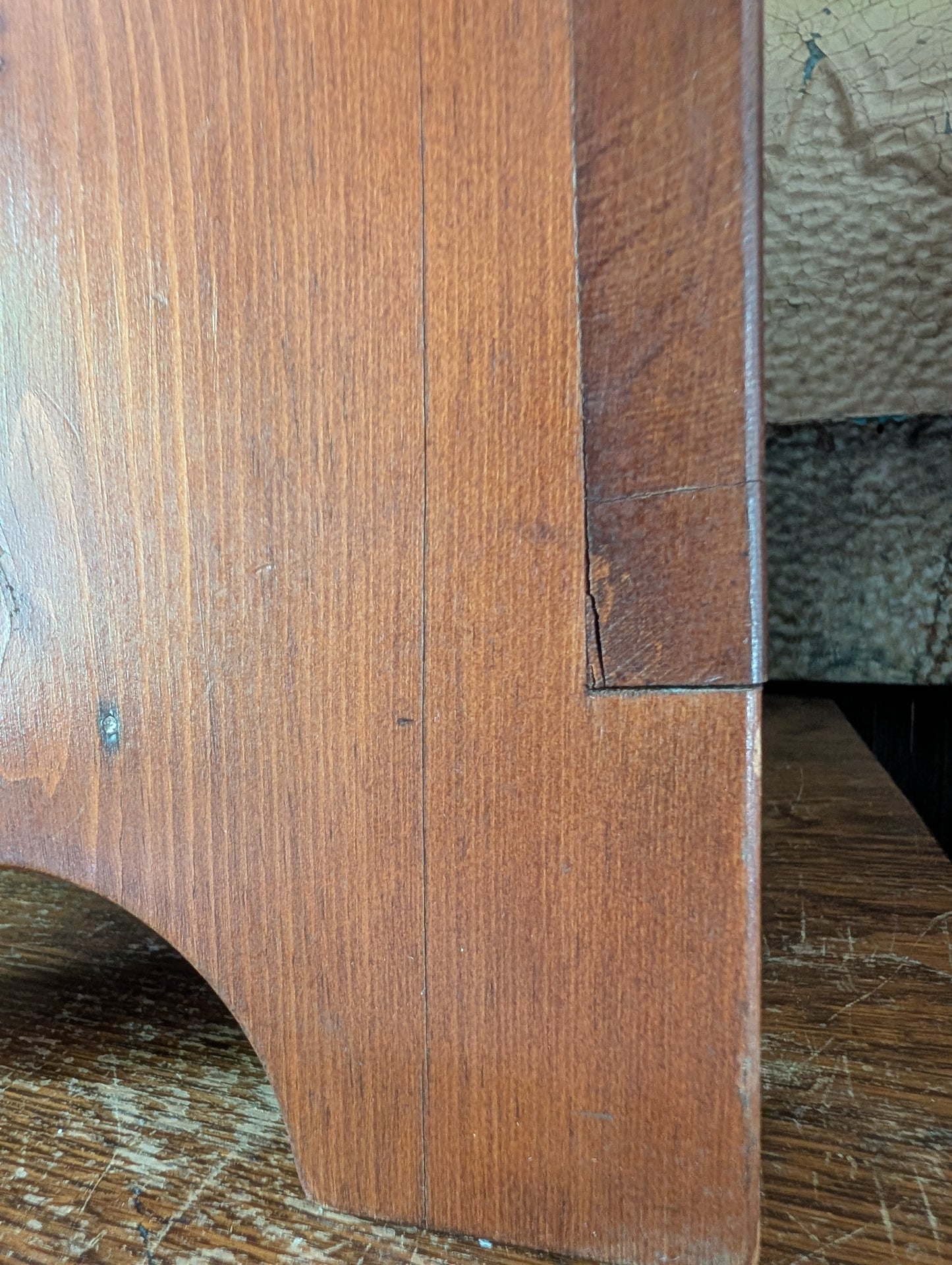 Wood shoe shine box