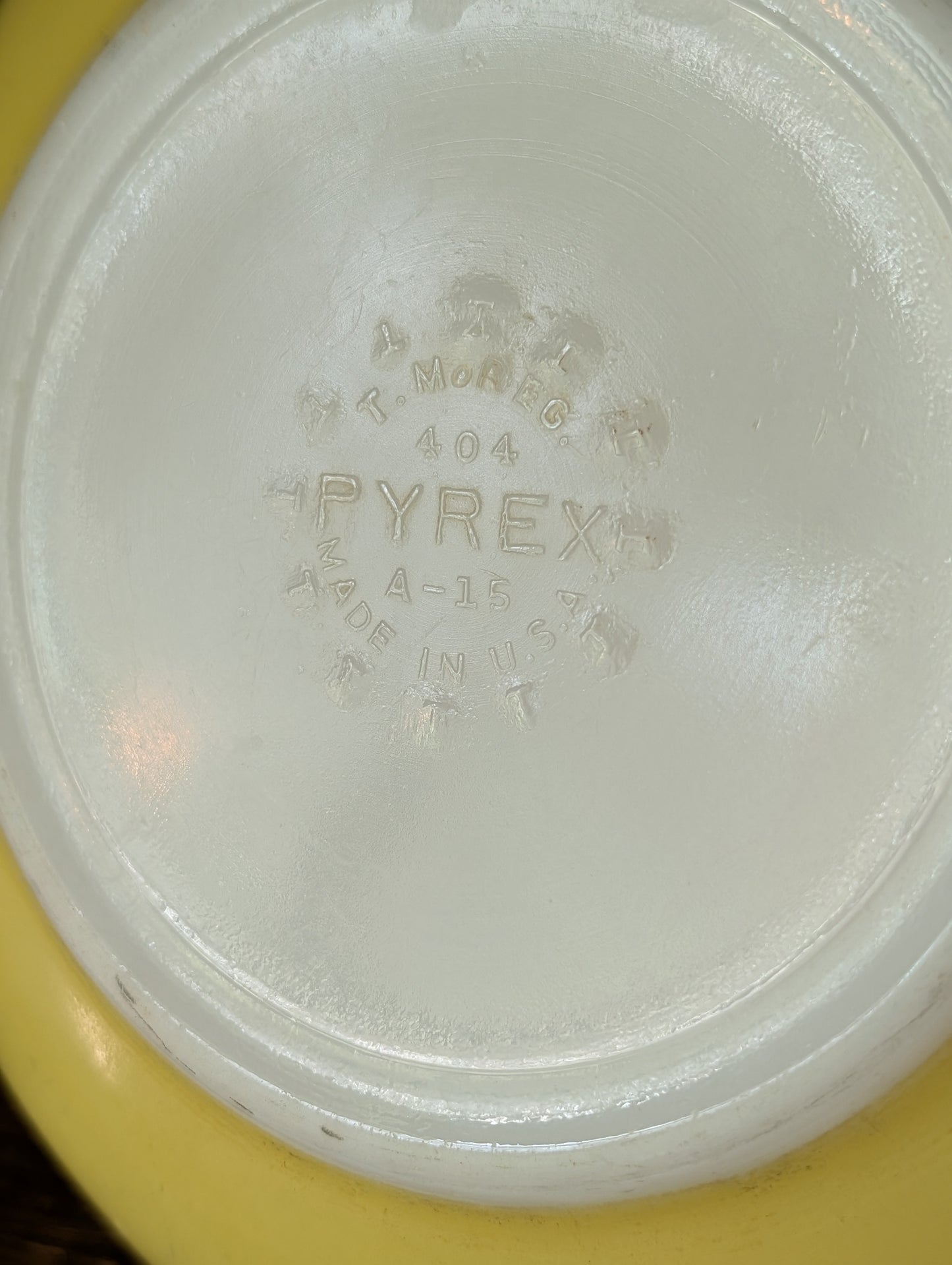 Yellow Pyrex bowl
