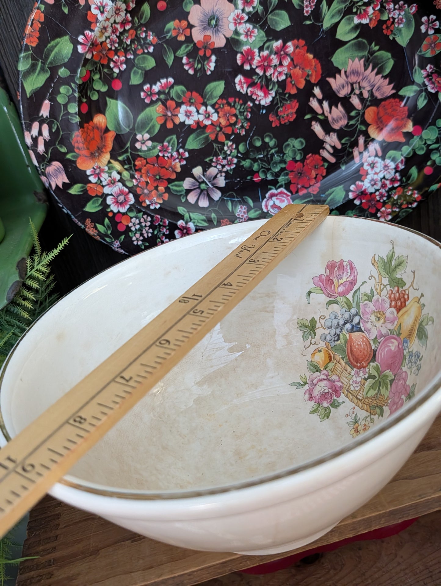 Pair of stoneware bowls