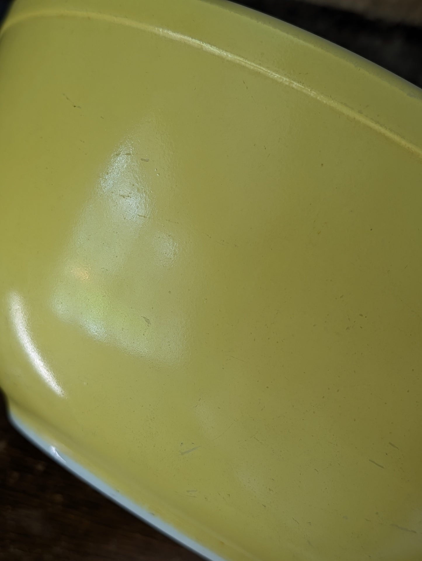 Yellow Pyrex bowl