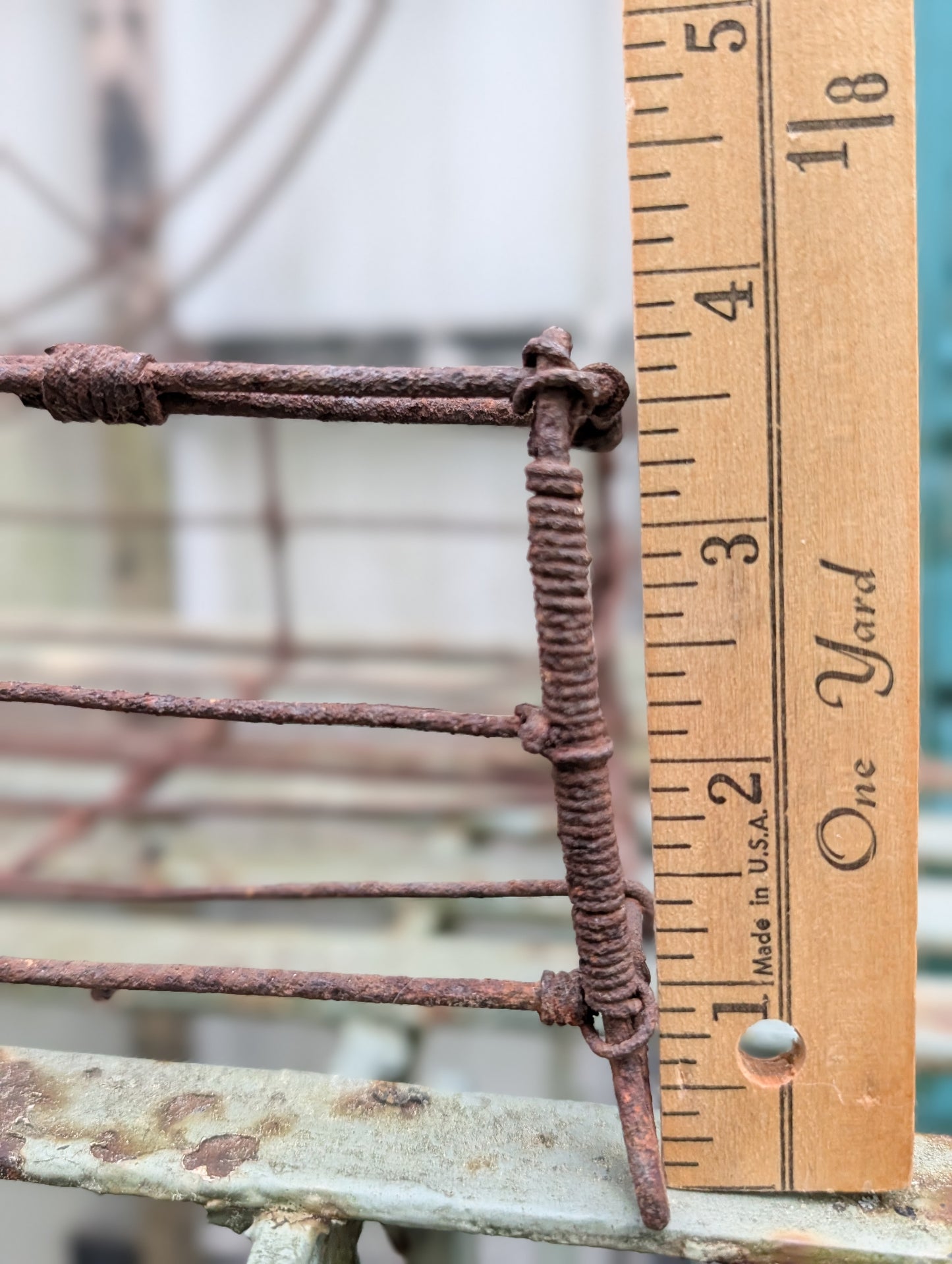 Wire pot/jar rack