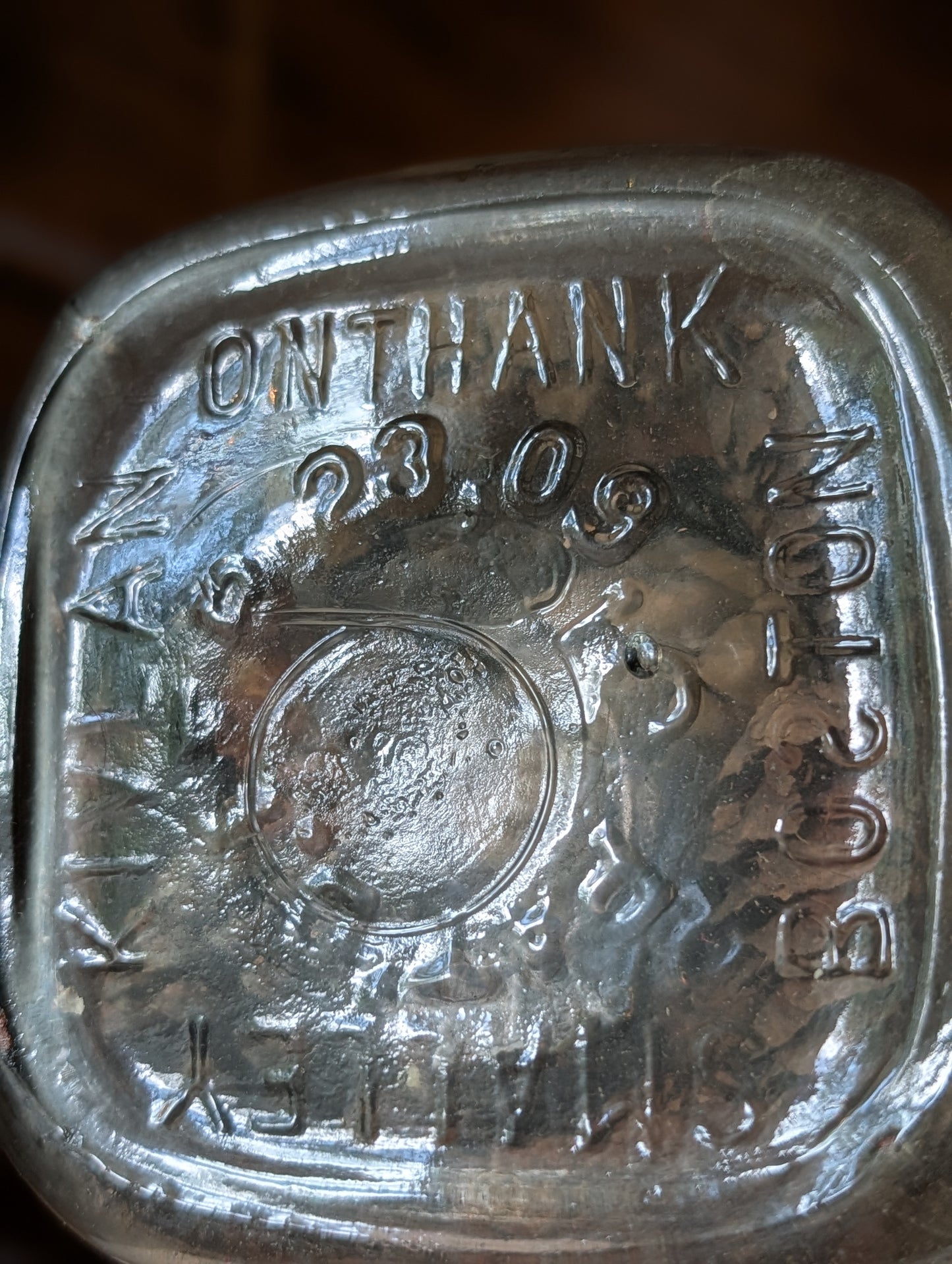 Queen canning jar