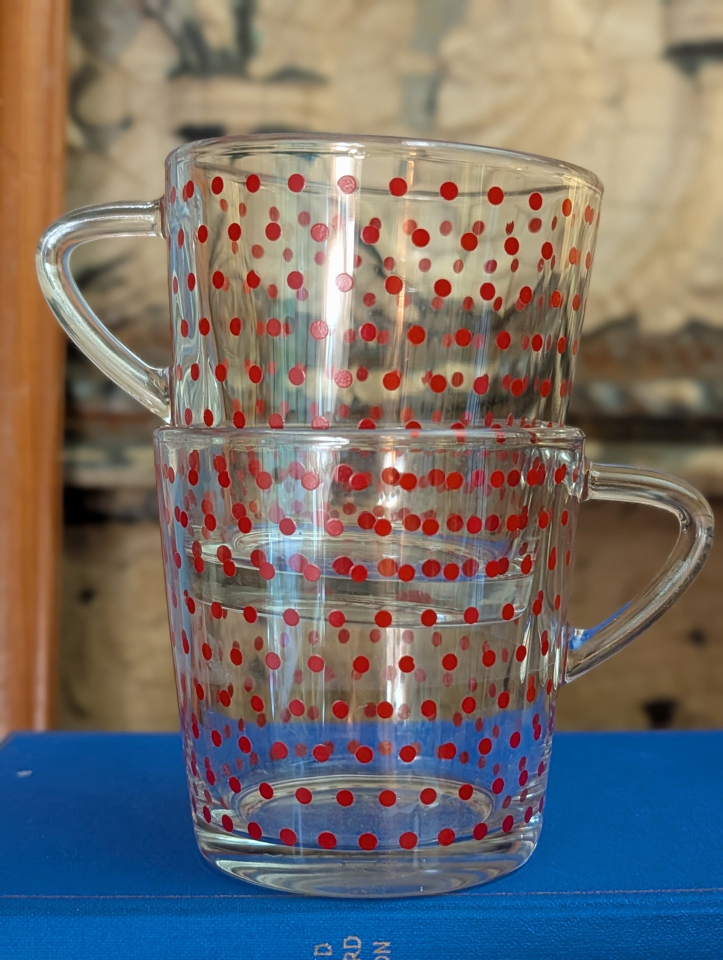 Polka dot cups