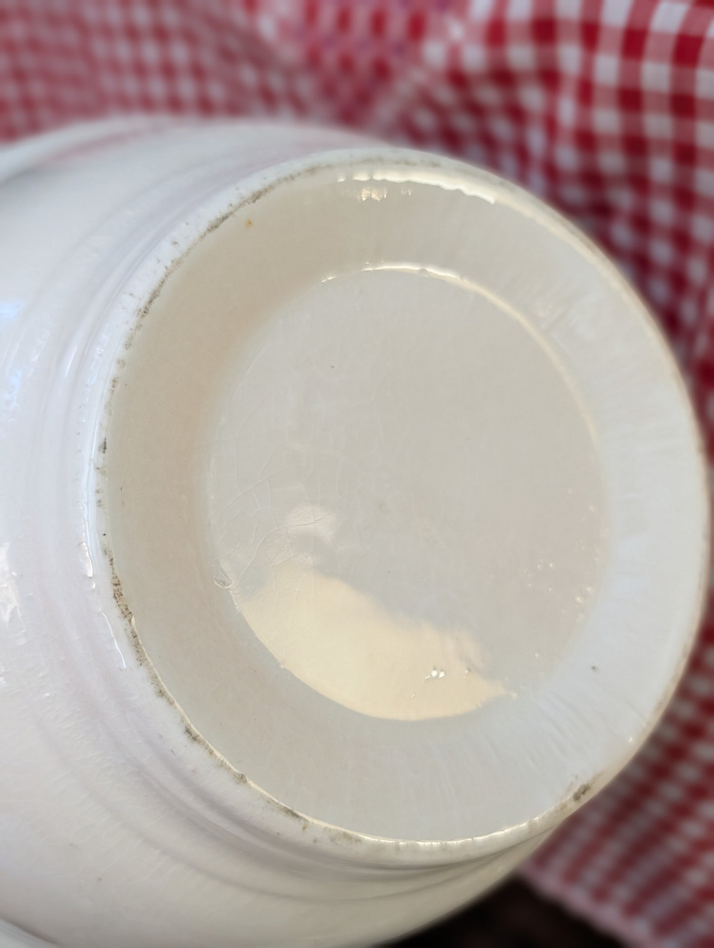 Pair of stoneware bowls
