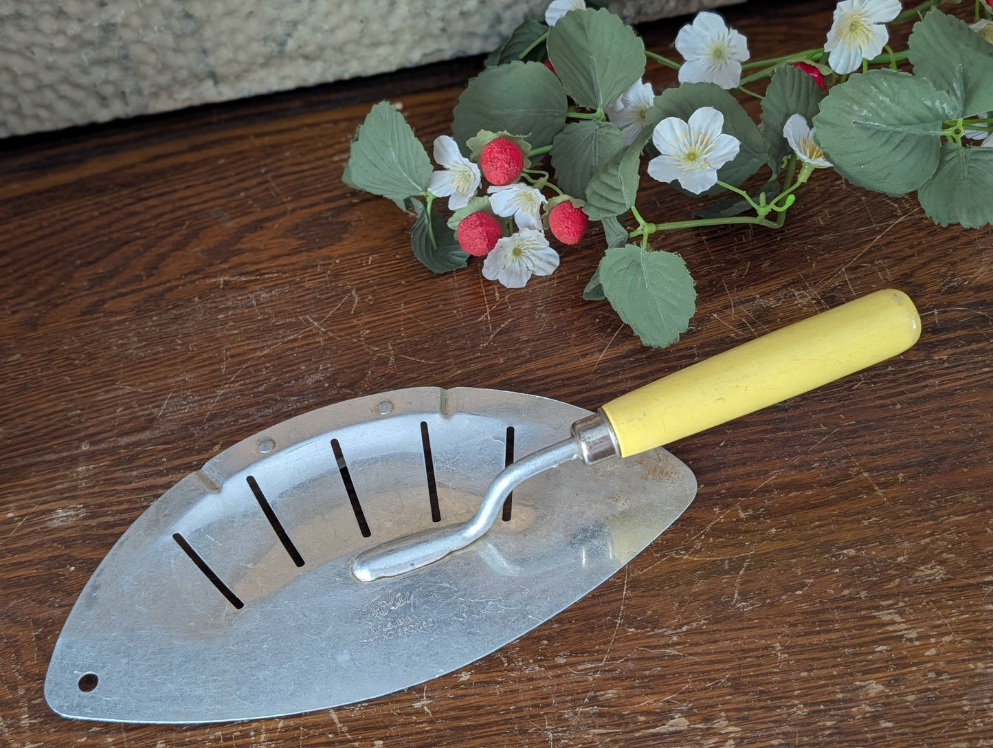 Foley pot/bowl strainer
